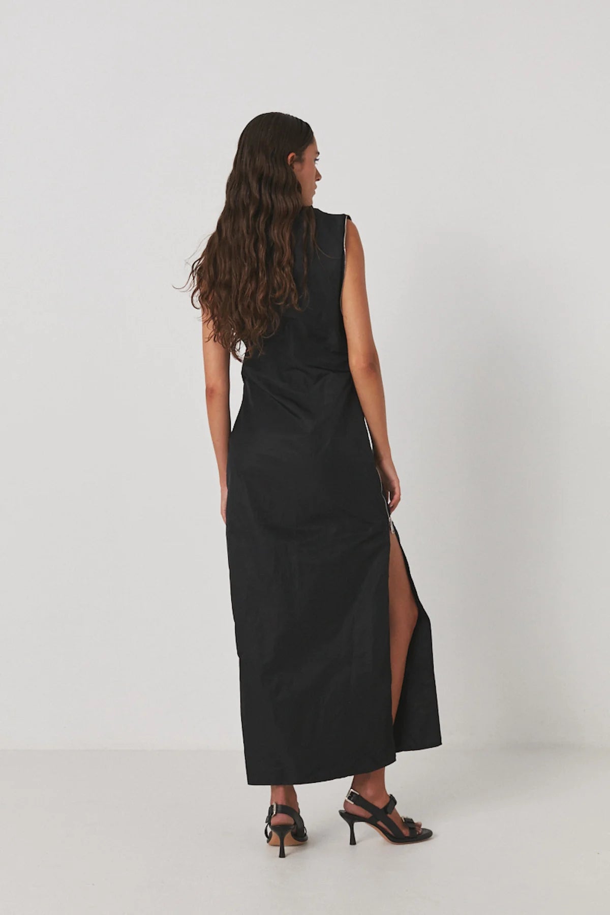 Alitta Black Dress for Women - Elegant & Comfortable Casual Wear for Parties, Dates & Office
