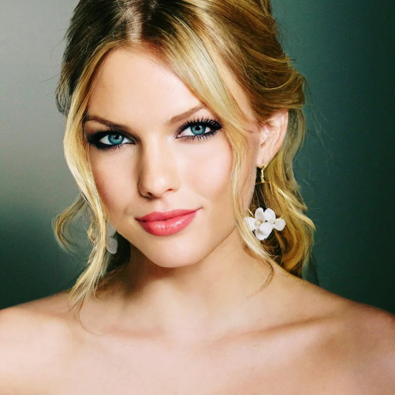 Floral Hoop Pearl Wedding Earrings for Bride – Elegant Bridal Jewelry for Wedding Ceremony & Special Occasions
