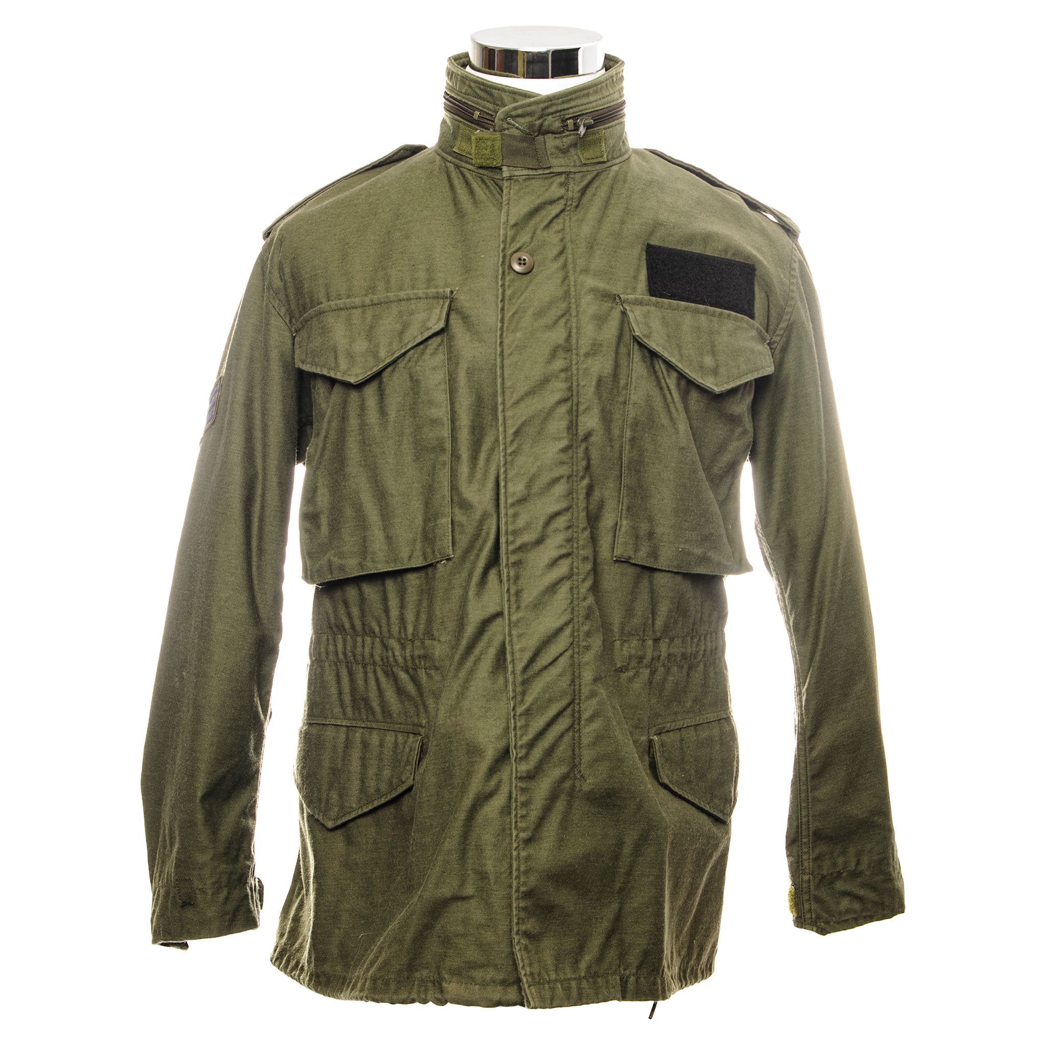 USAF US Air Force M-1965 M65 Field Jacket with 1987 Senior Airman Patch - Size Small Short | Vintage Military Outerwear for Collectors & Outdoor Enthusiasts