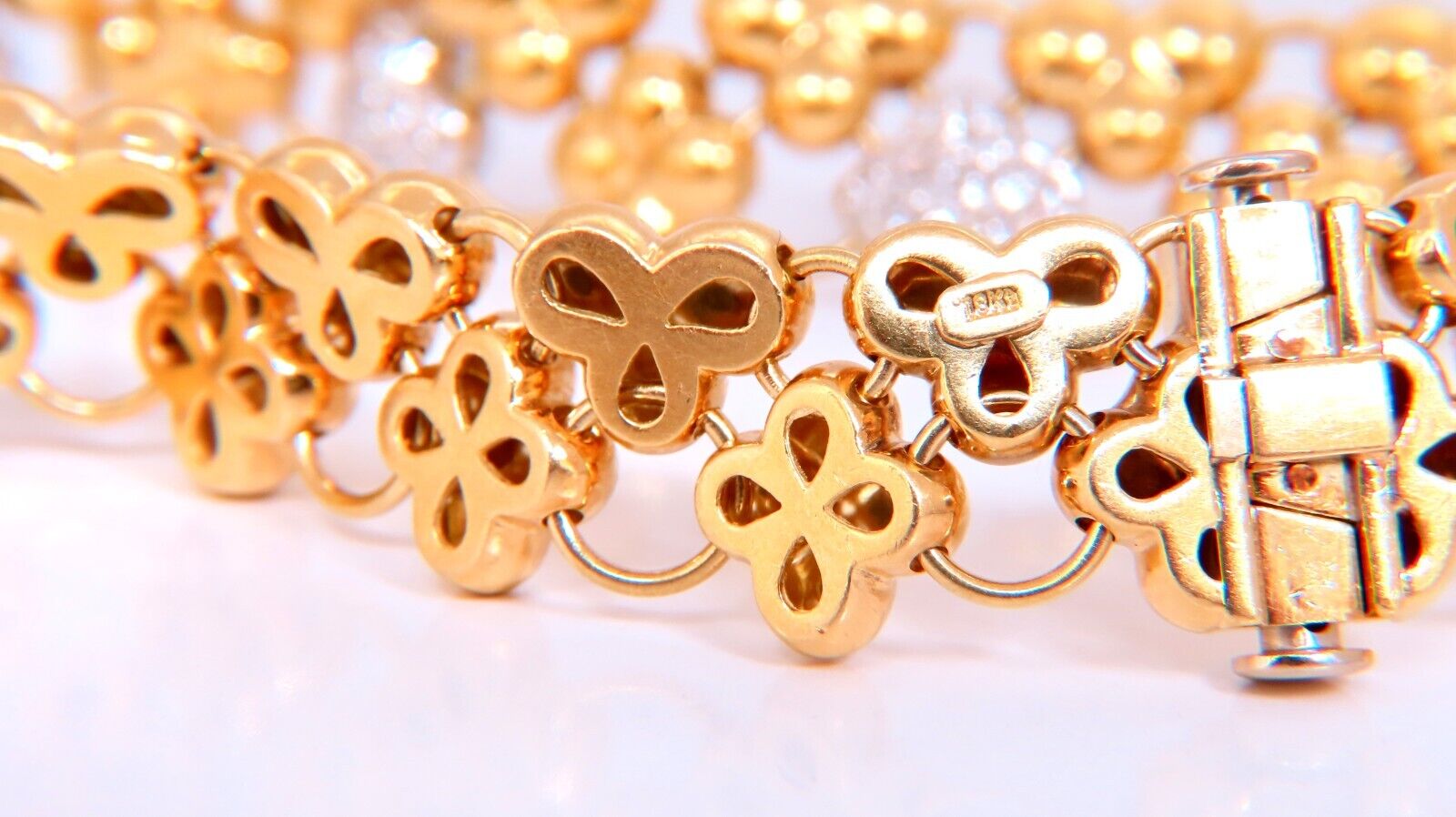 2 Carat Natural Diamond Clover Link Necklace in 18K Gold - Elegant Gift for Anniversary, Birthday & Special Occasions