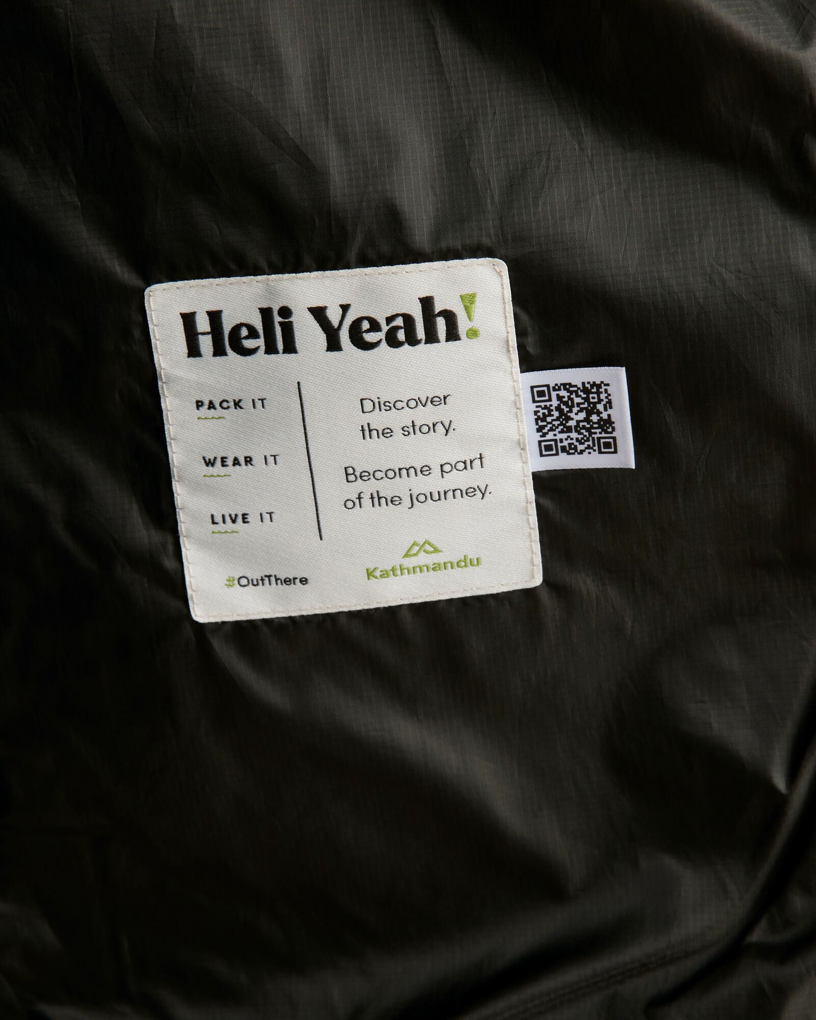 Heli R Men's novaLOFT Insulated Jacket - Lightweight Winter Coat for Outdoor Activities, Water-Resistant Black Stingray Color - Perfect for Hiking, Camping & Cold Weather Adventures