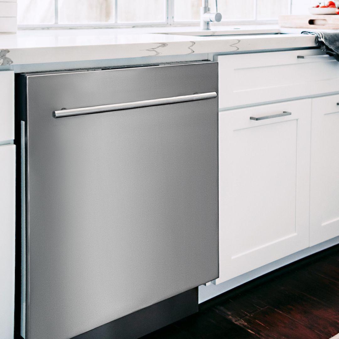 ZLINE 24-Inch Built-In Dishwasher with Stainless Steel Tub - Quiet 52dBa Operation, Modern Handle Design - Perfect for Small Kitchens & Open-Concept Homes (Model DW 304 24)