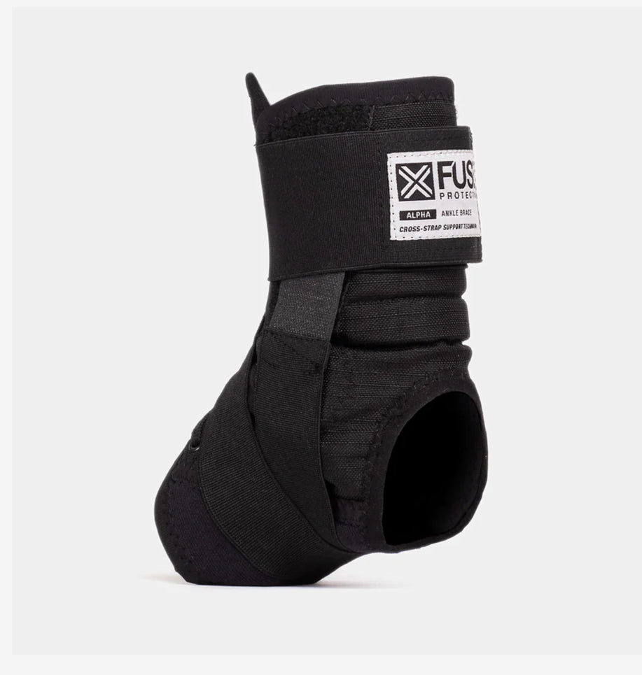 FUSE ALPHA PRO Ankle Brace - Adjustable Support for Sprains, Injuries & Recovery - Ideal for Running, Basketball & Sports Injury Prevention