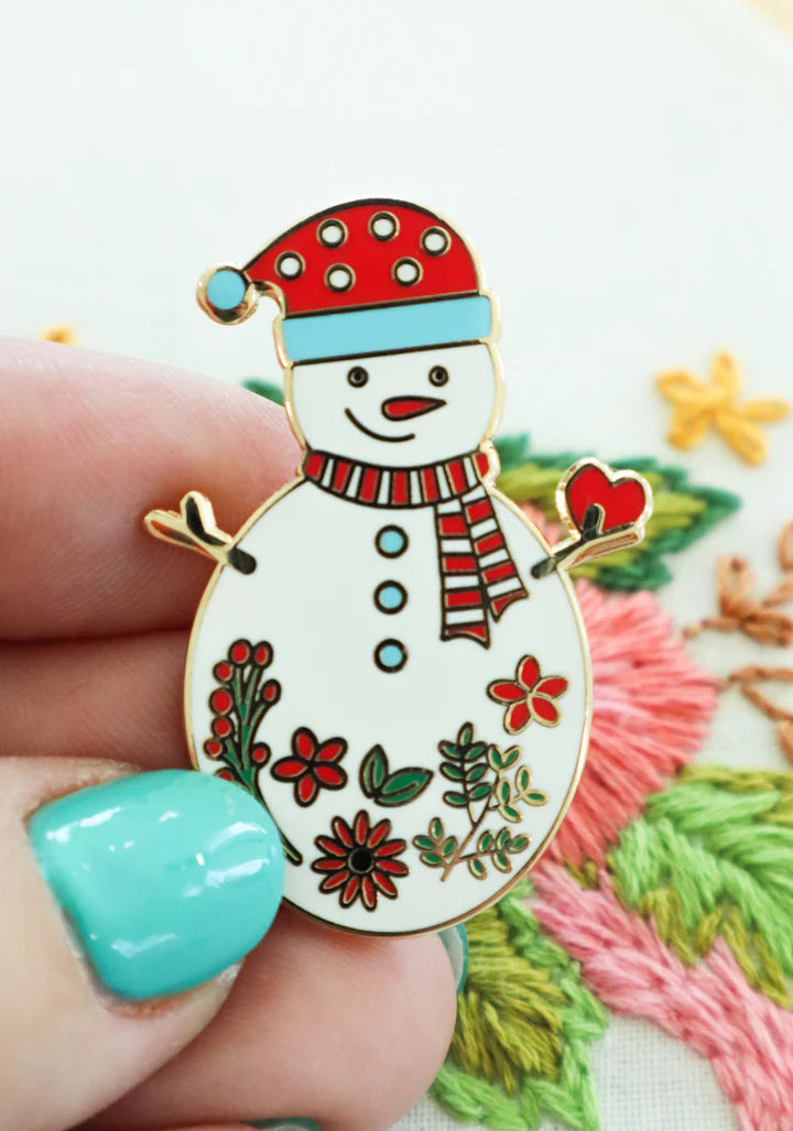 Flamingo Toes Sweet Snowman Needle Minder - Magnetic Needle Holder for Sewing, Embroidery & Quilting - Perfect for Crafters & DIY Enthusiasts