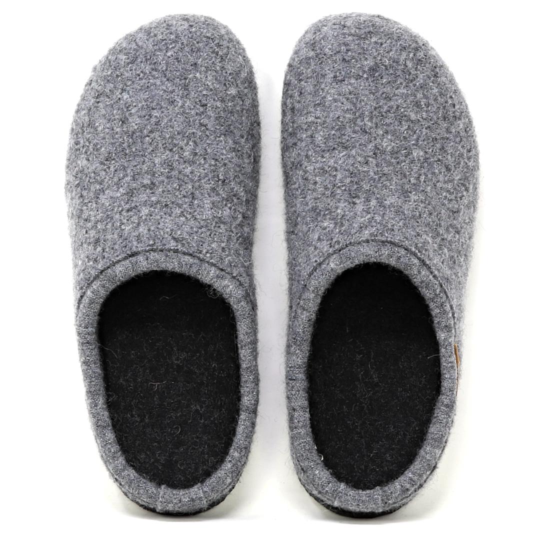 Men's Alpine Comfort Wool Slippers - Cozy Indoor/Outdoor House Shoes for Winter Warmth & Relaxation at Home
