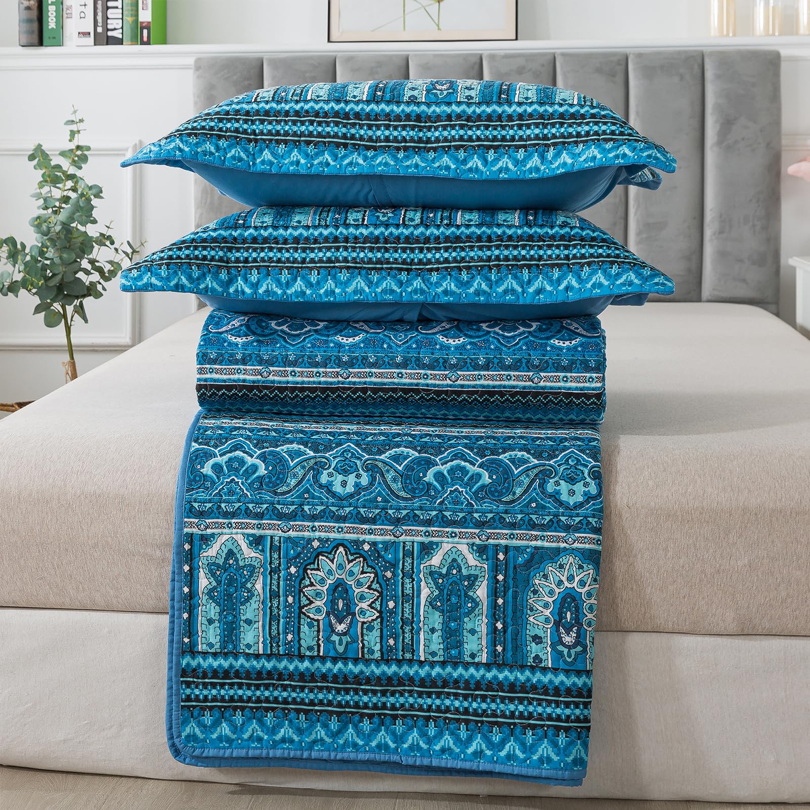 Queen Size Cotton Quilt Bedding Set - Lightweight Boho Bedspread, 3-Piece Quilt Set (90x98 Inch) for All Seasons | Perfect for Bedroom Decor, Guest Room & Cozy Home Styling