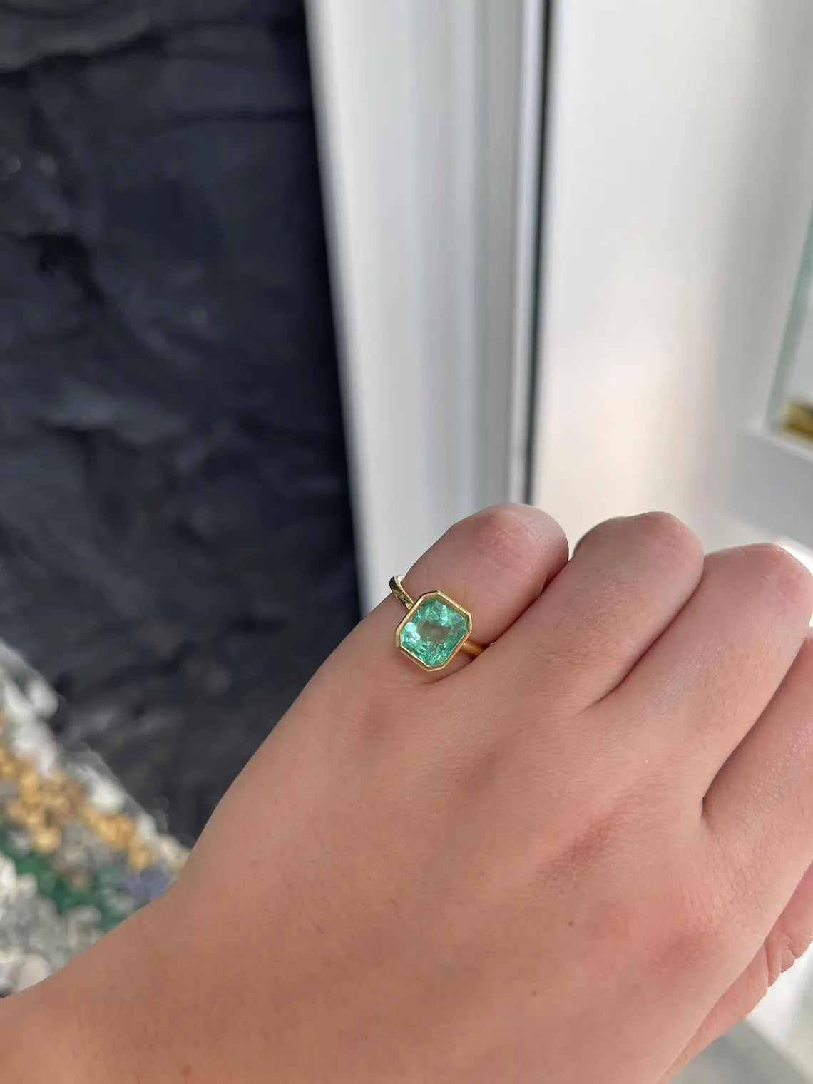 3.04ct Vivid Seafoam Green Emerald Bezel Solitaire Engagement Ring - Elegant Wedding Band, Perfect for Proposals, Anniversaries & Romantic Occasions