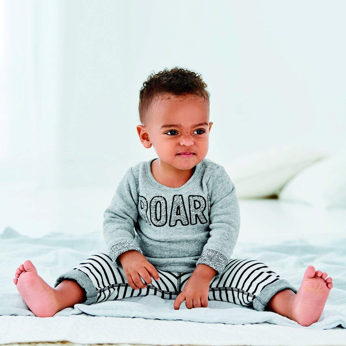 Carter's Infant Boys Gray Roar Baby Sweater Sweatshirt - Soft Cotton Pullover for Newborns & Toddlers - Perfect for Playdates, Family Photos & Cool Weather Outfits