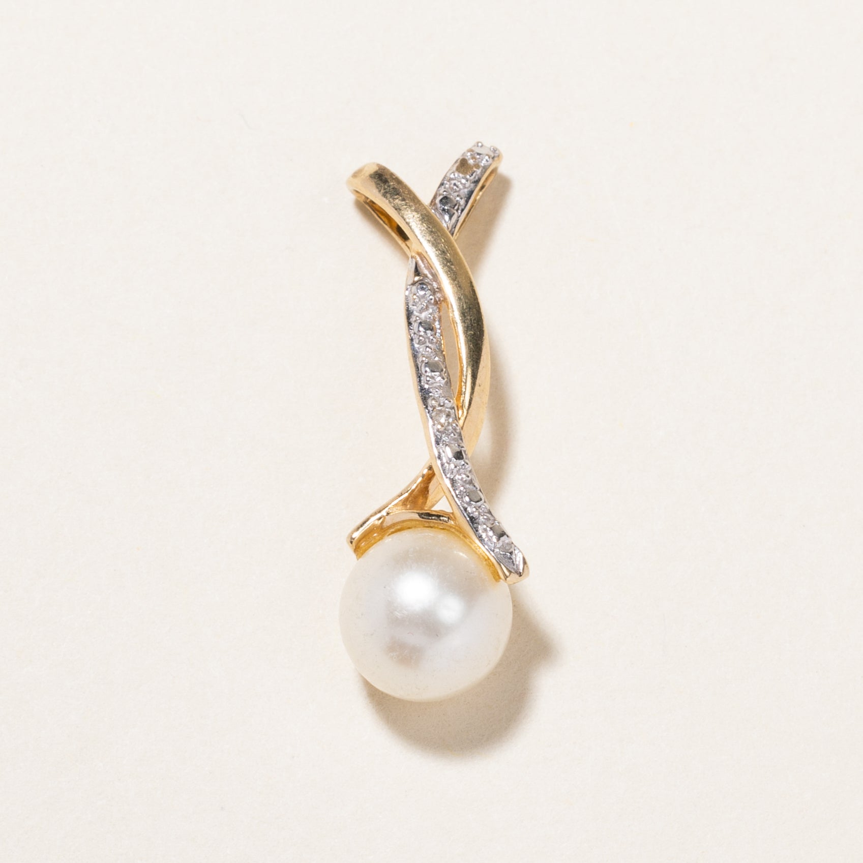 Elegant 7.40mm Pearl & Diamond Drop Pendant Necklace - 0.005ctw White Gold Jewelry for Women - Perfect for Weddings, Anniversaries & Special Occasions