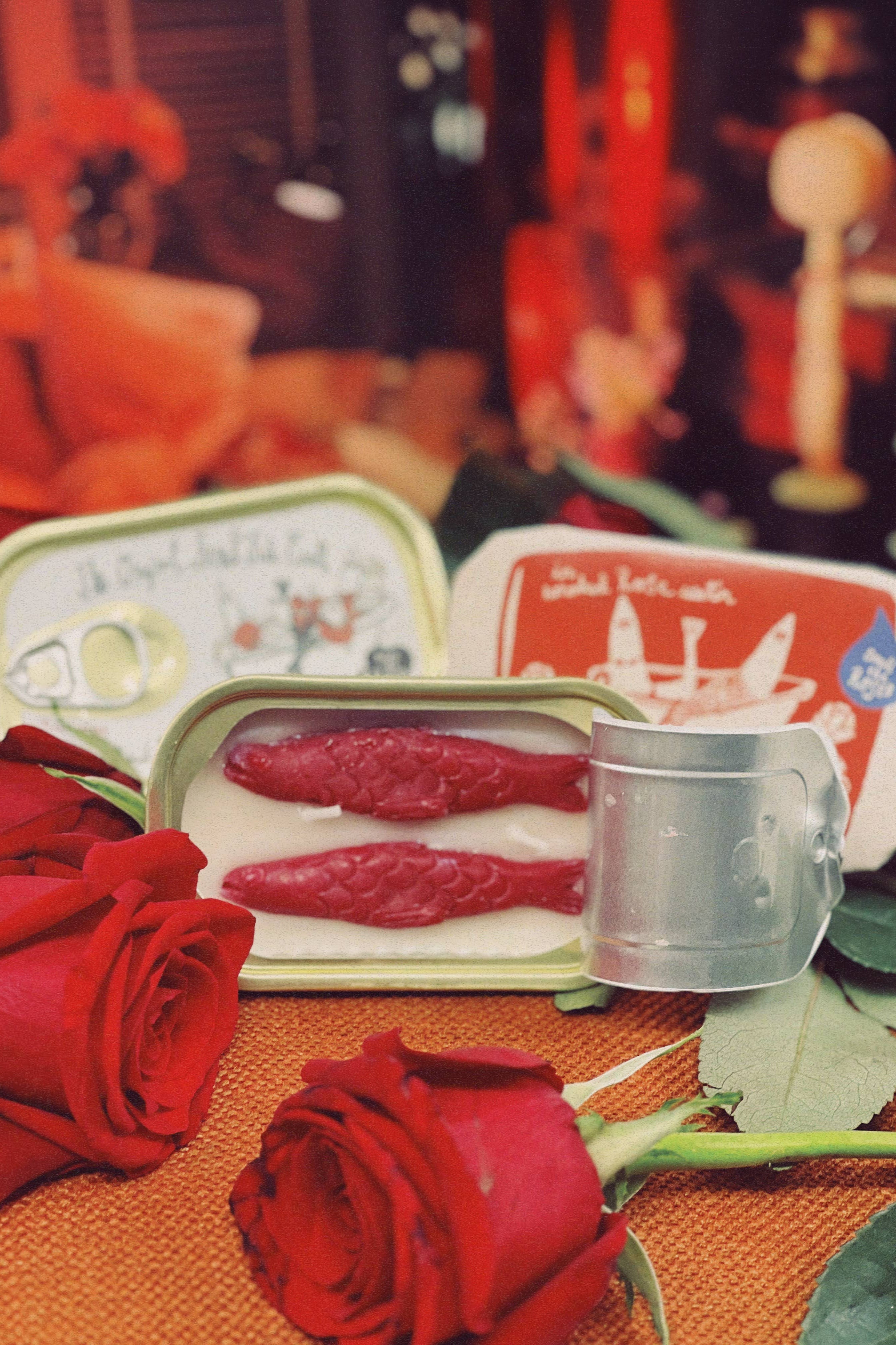 Smoked Rose Water Sardine Candle - Aromatic Tin Fish Candle for Home Decor, Relaxation & Romantic Ambiance - Perfect for Bathrooms, Bedrooms & Cozy Evenings