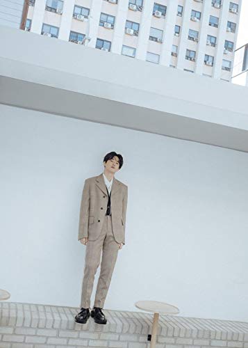 EXO Suho 'Self-Portrait' 1st Solo Mini Album (Random Version) - 96p Booklet, Postcard, Photocard Set with Bonus Items | Kpop Collectible for Fans, Gift Idea for EXO-L | Perfect for Display, Music Enjoyment & Fan Collections