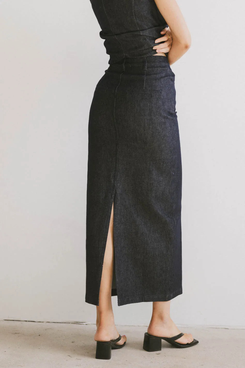 Miriam Denim Maxi Skirt for Women - High Waisted Long Denim Skirt with Side Slits - Boho Vintage Style - Perfect for Casual Outfits, Beach Wear & Summer Fashion