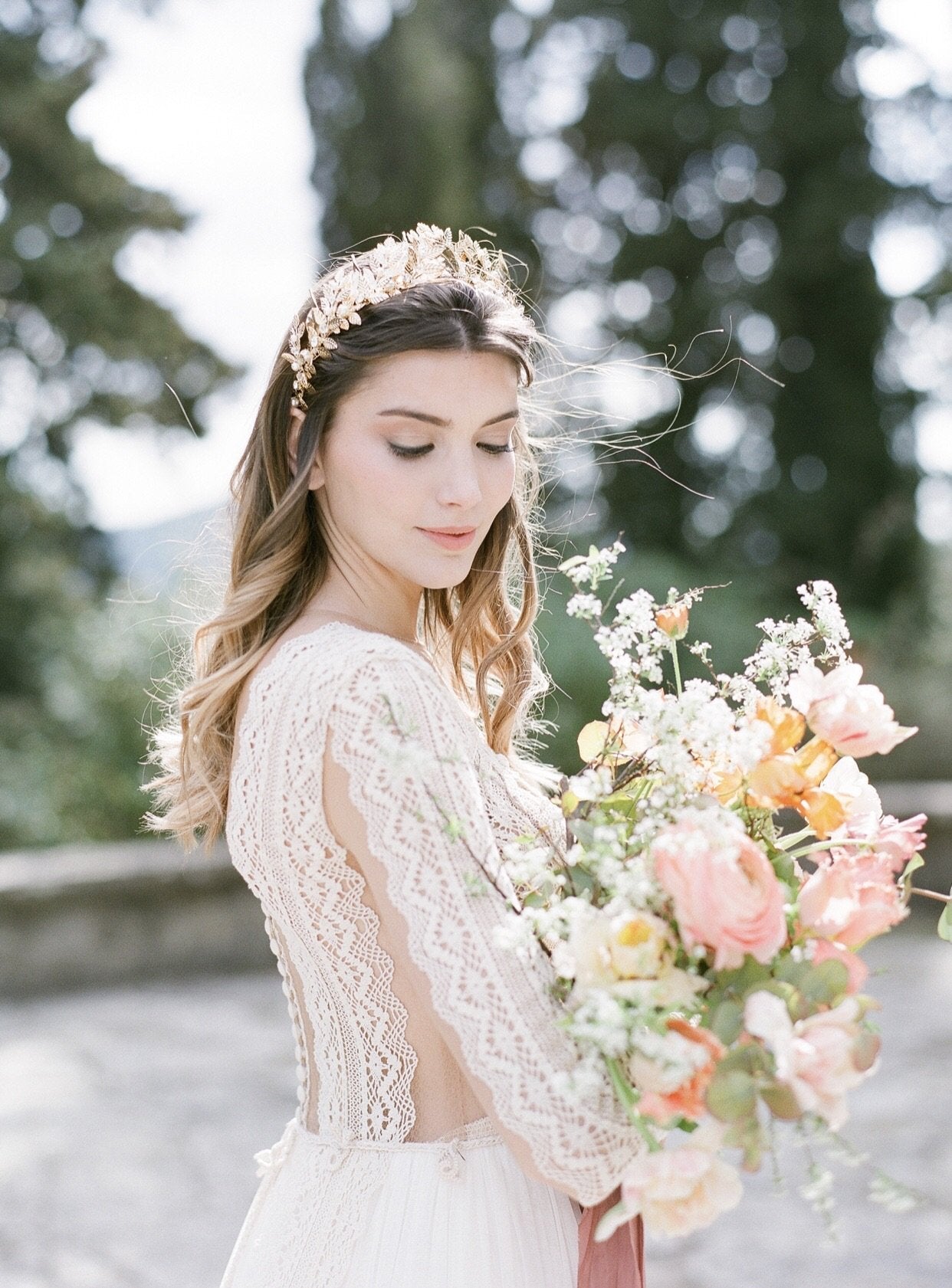 CHIARA Gilded Leaves Tiara - Elegant Gold Leaf Crown for Weddings, Prom, Cosplay & Renaissance Fairs | Vintage-Inspired Bridal Headpiece