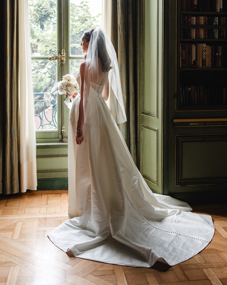 Elegant Simple Cut Edge Veil - Perfect for Weddings, Bridal Accessories & Special Occasions