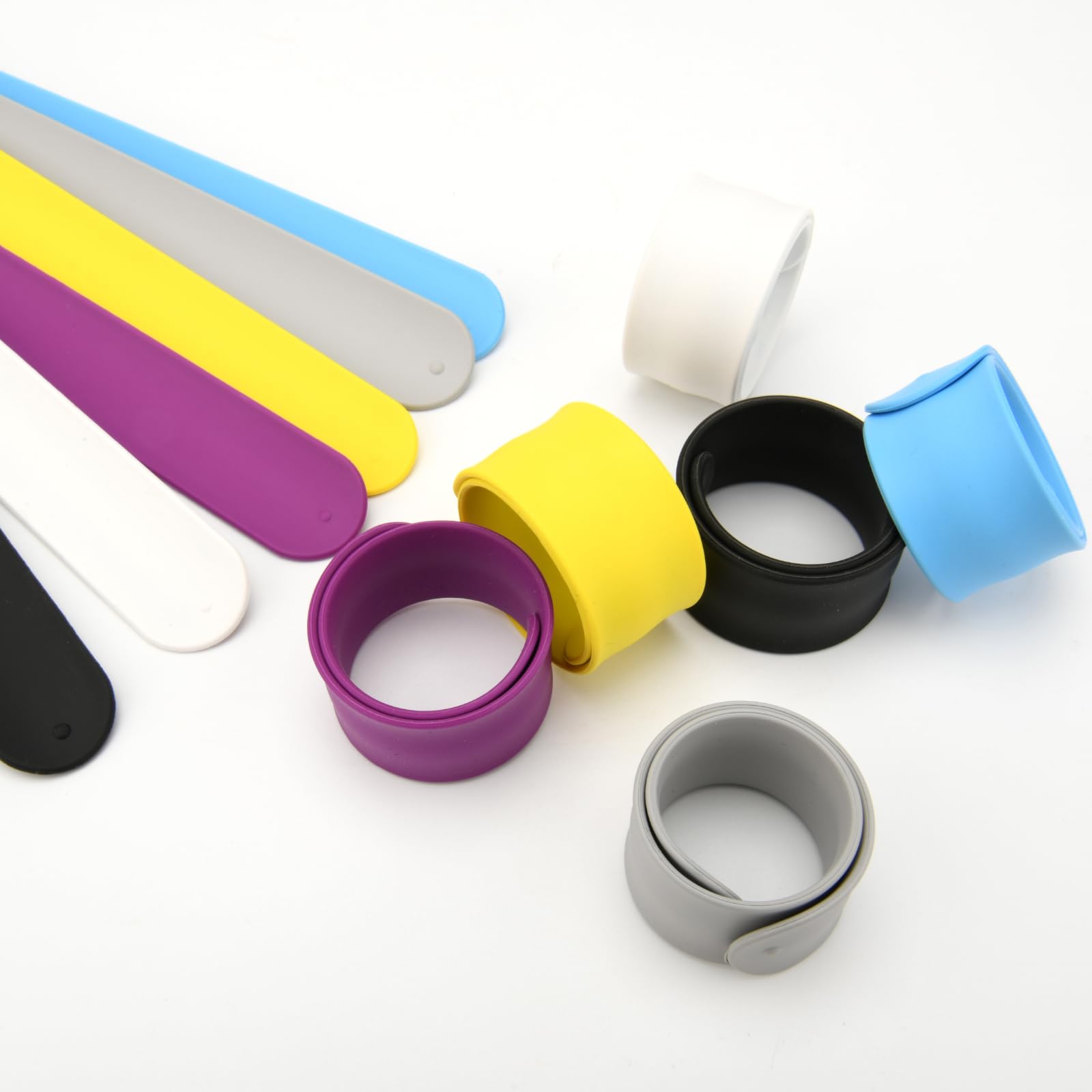 Homakover 12 Pcs Silicone Wrapping Paper Roll Holder Clips - Non-Slip Gift Wrapping Clamps for Christmas, Wedding, Graduation Presents - Perfect for DIY Crafts, Party Decorations & Holiday Gift Wrapping