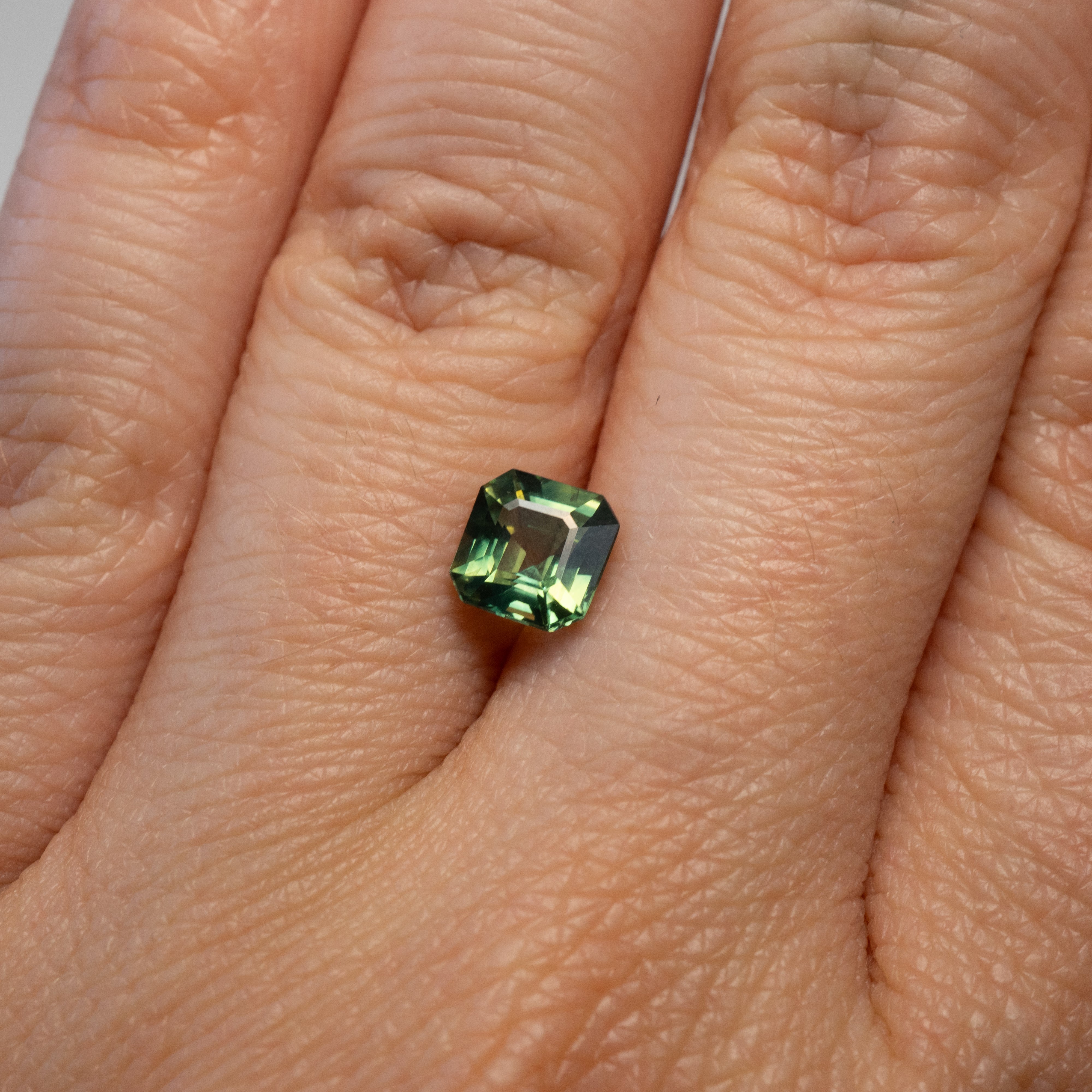 1.35ct Teal Asscher Cut Sapphire Gemstone - Elegant Jewelry for Engagement Rings & Fine Jewelry Designs