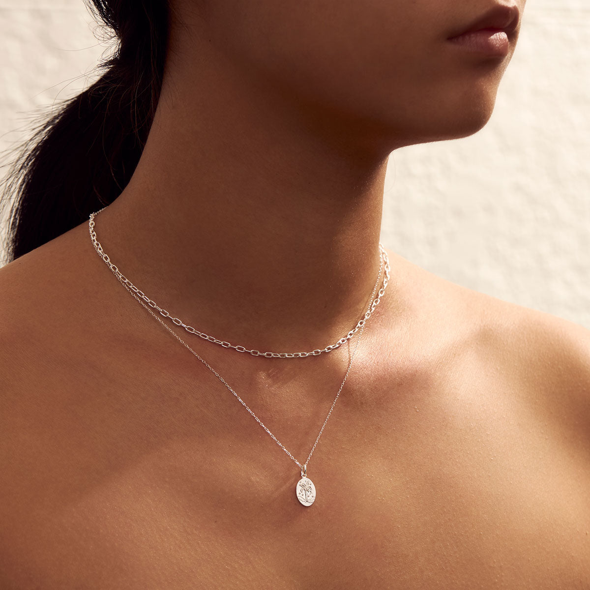 Tree of Destiny Oval Necklace Charm Pendant - Elegant Jewelry for Women, Perfect for Gifts, Parties & Everyday Wear