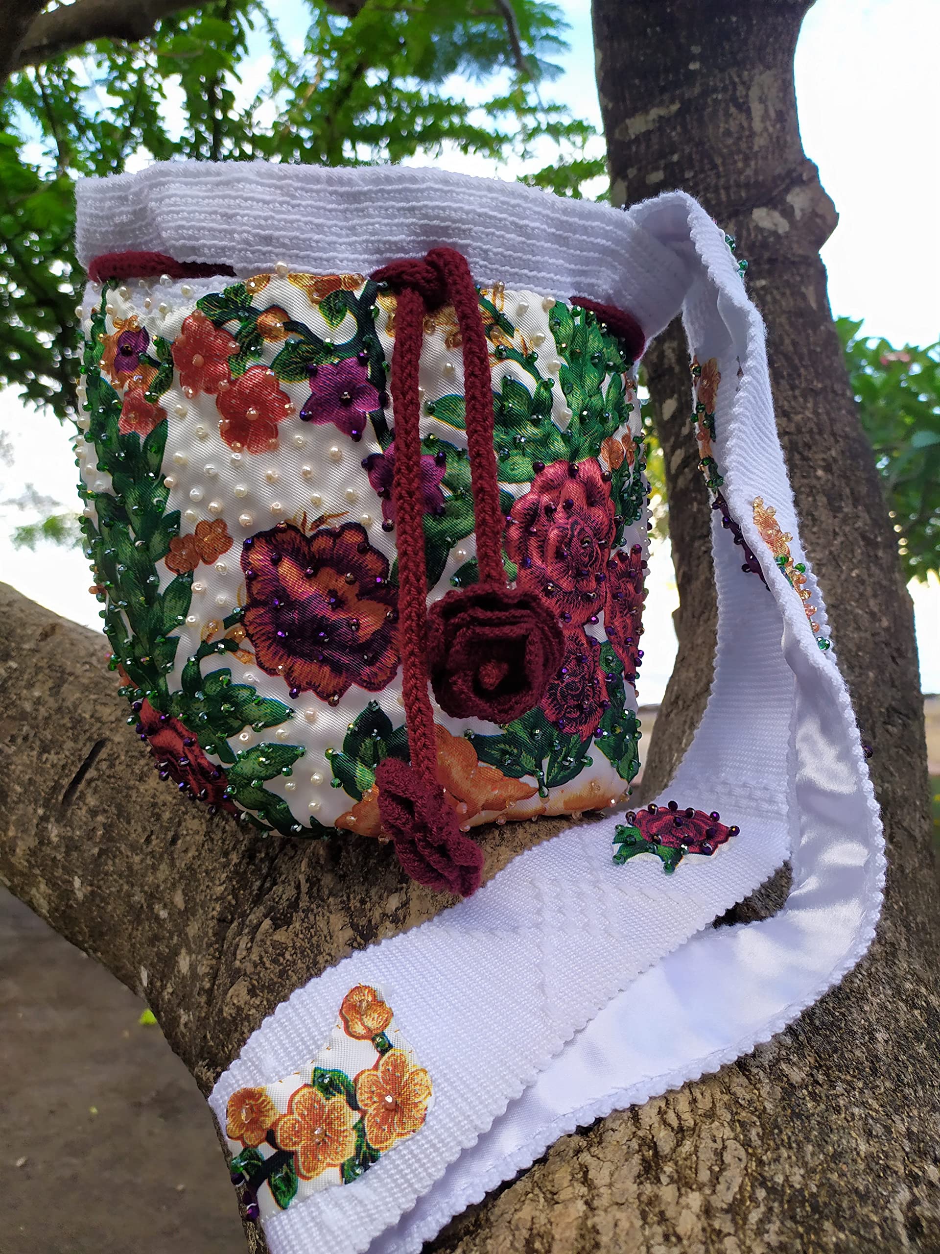 Authentic Colombian Wayuu Handbags - Colorful Woven Crossbody & Shoulder Bags for Women | Perfect for Beach, Travel & Boho Fashion
