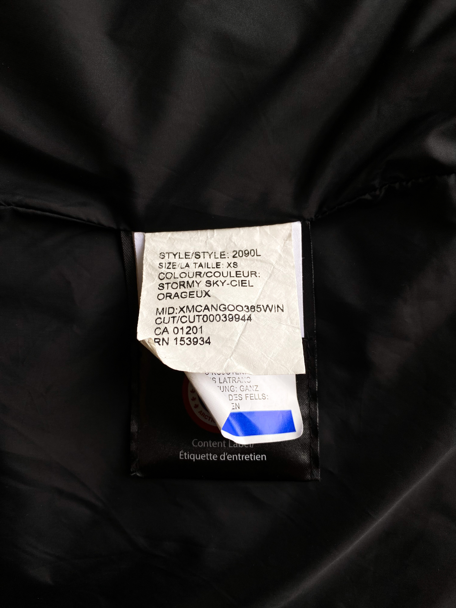 Canada Goose Stormy Sky Lorette Women's Winter Jacket - Waterproof Down Parka for Cold Weather, Outdoor Activities & Urban Style