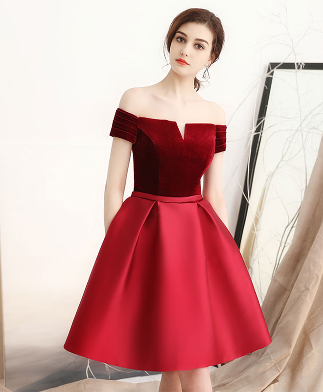 Elegant Burgundy Satin Short Prom Dress for Homecoming | Sexy Cocktail Party Dress for Women | Perfect for Dances, Formals & Special Occasions