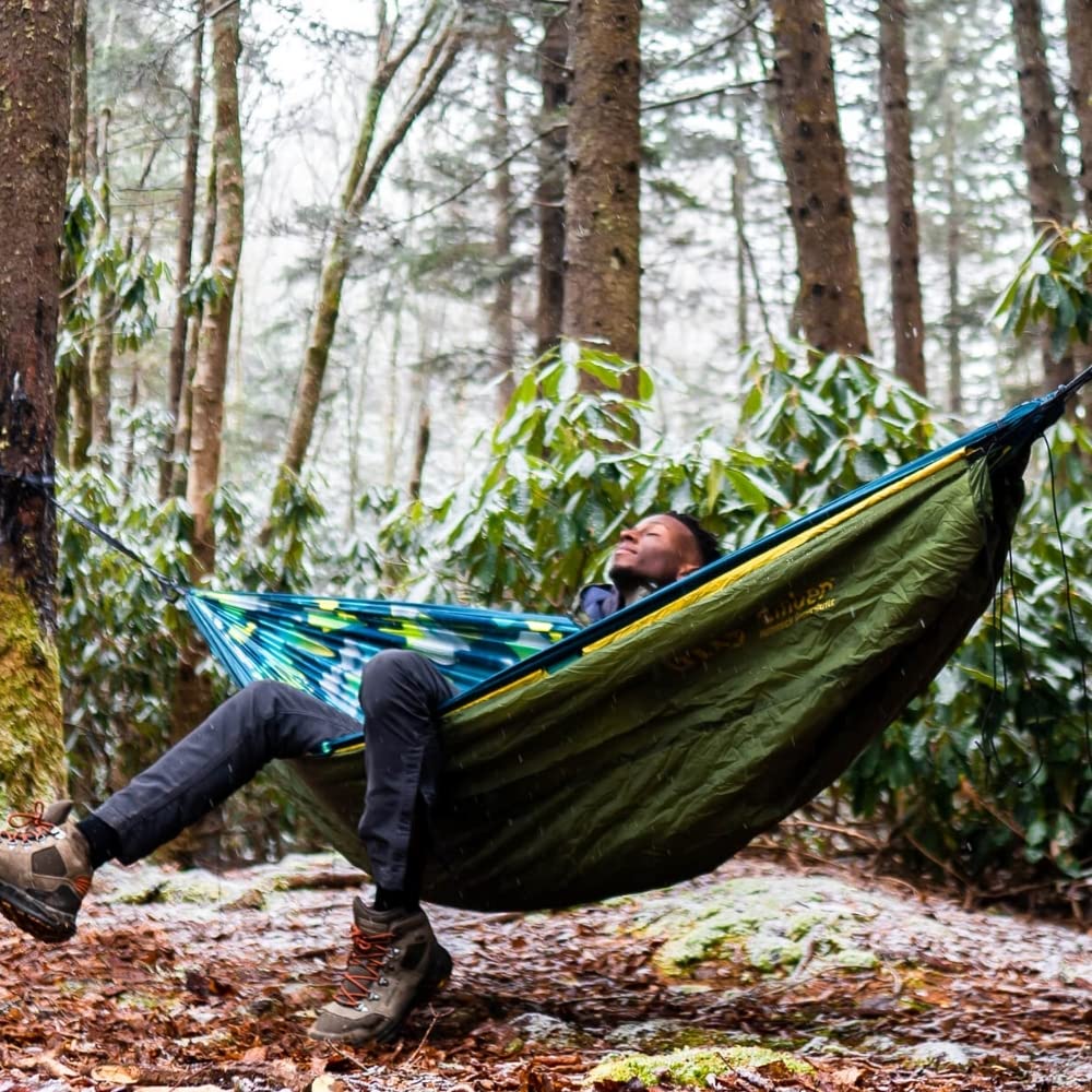 ENO Ember UnderQuilt - Lightweight & Water-Resistant Hammock Quilt with Eco-Friendly Recycled Synthetic Insulation - Perfect for Camping, Hiking, Backpacking, Festivals & Outdoor Adventures - Stay Warm in 40°F Weather - Ideal for Backyard Lounging, Beach Trips & Wilderness Exploration