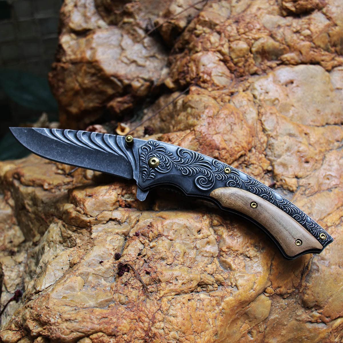 Premium Stainless Steel Foldable Pocket Knife - Stonewash Finish, Compact & Durable for Outdoor Adventures, Hunting, Camping, Survival & Everyday Carry (EDC) - Perfect Gift for Men & Outdoor Enthusiasts