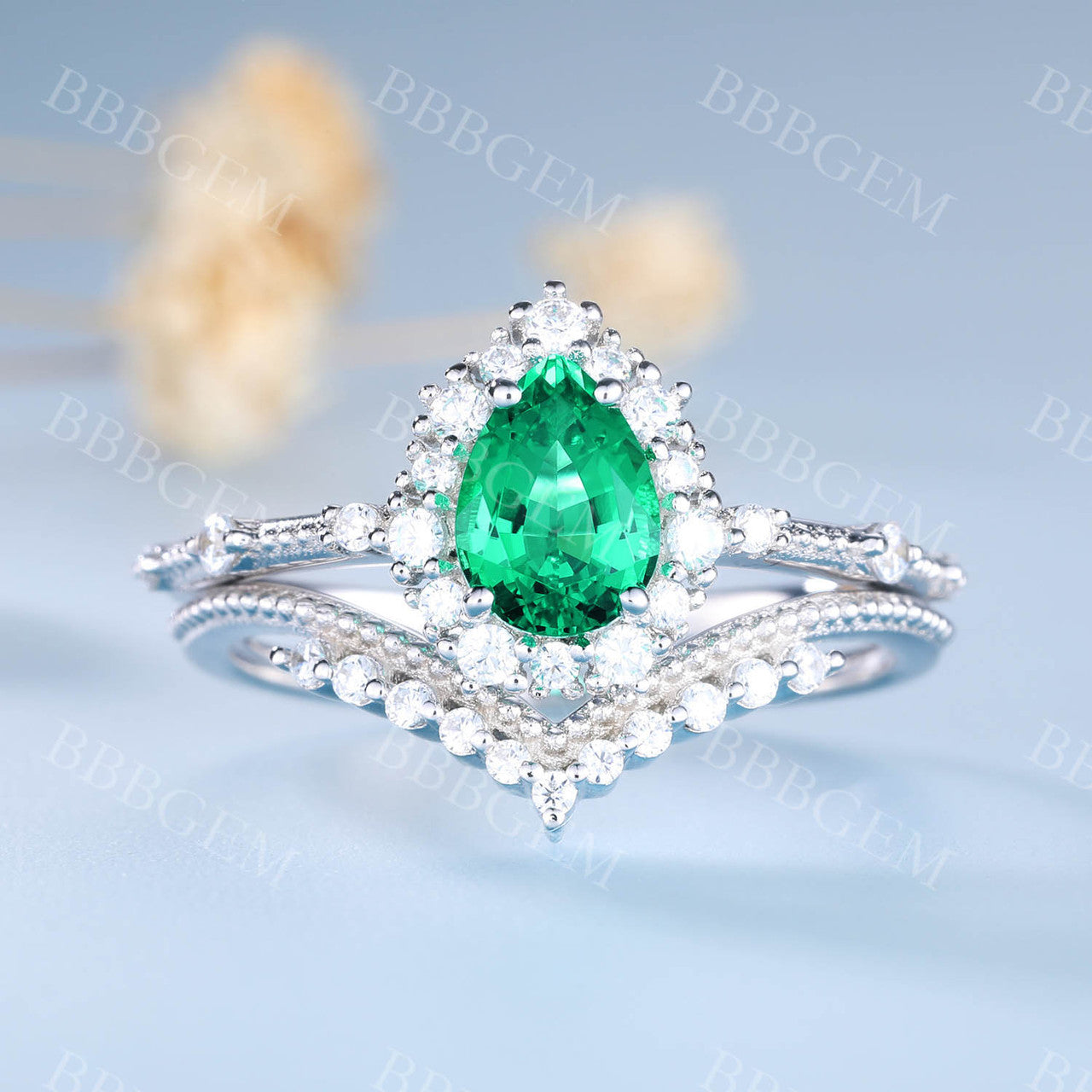 Pear Emerald Ring Set - Green Emerald Gemstone Anniversary Ring with Diamond Chevron Band - Perfect for Weddings, Engagements & Special Occasions