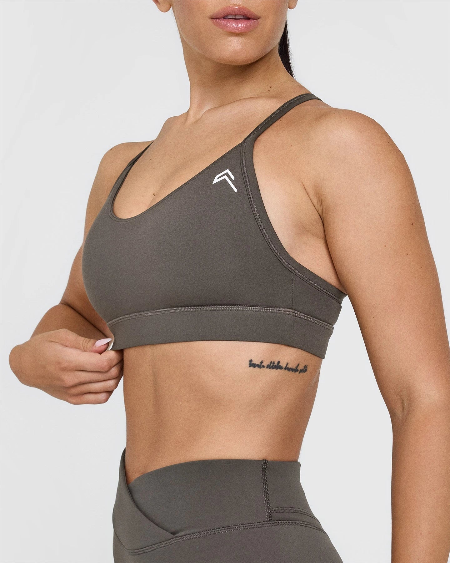 High-Quality Everyday Sports Bra for Women | Comfortable Deep Taupe Workout Top | Perfect for Yoga, Gym & Running