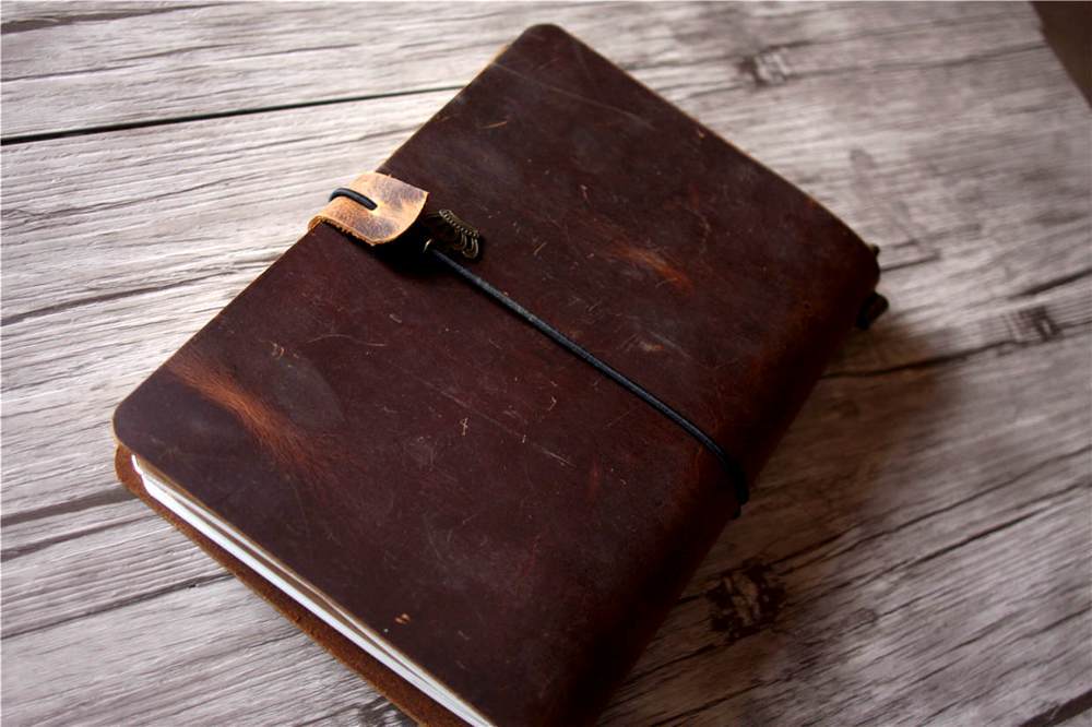 Premium Rustic Brown Leather Refillable Journal - Handcrafted Bound Notebook for Writing, Sketching & Note Taking - Perfect Gift for Writers, Artists & Professionals - Office, School & Travel Use