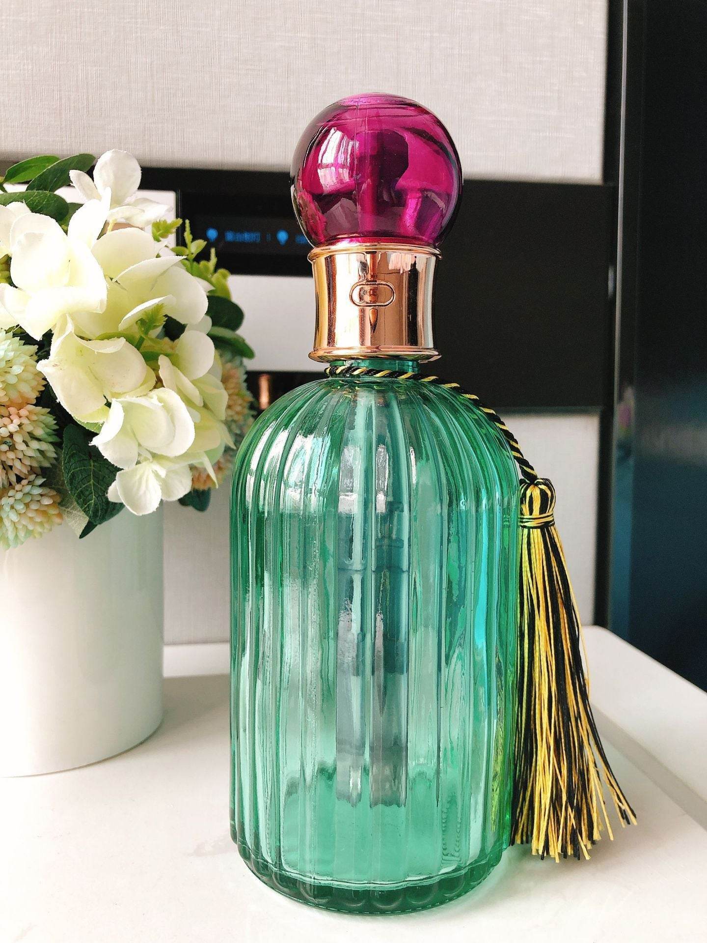 Elegant Perfume-Shaped Glass Essential Oil Diffuser & Humidifier - Perfect for Aromatherapy, Home Spa, and Office Relaxation