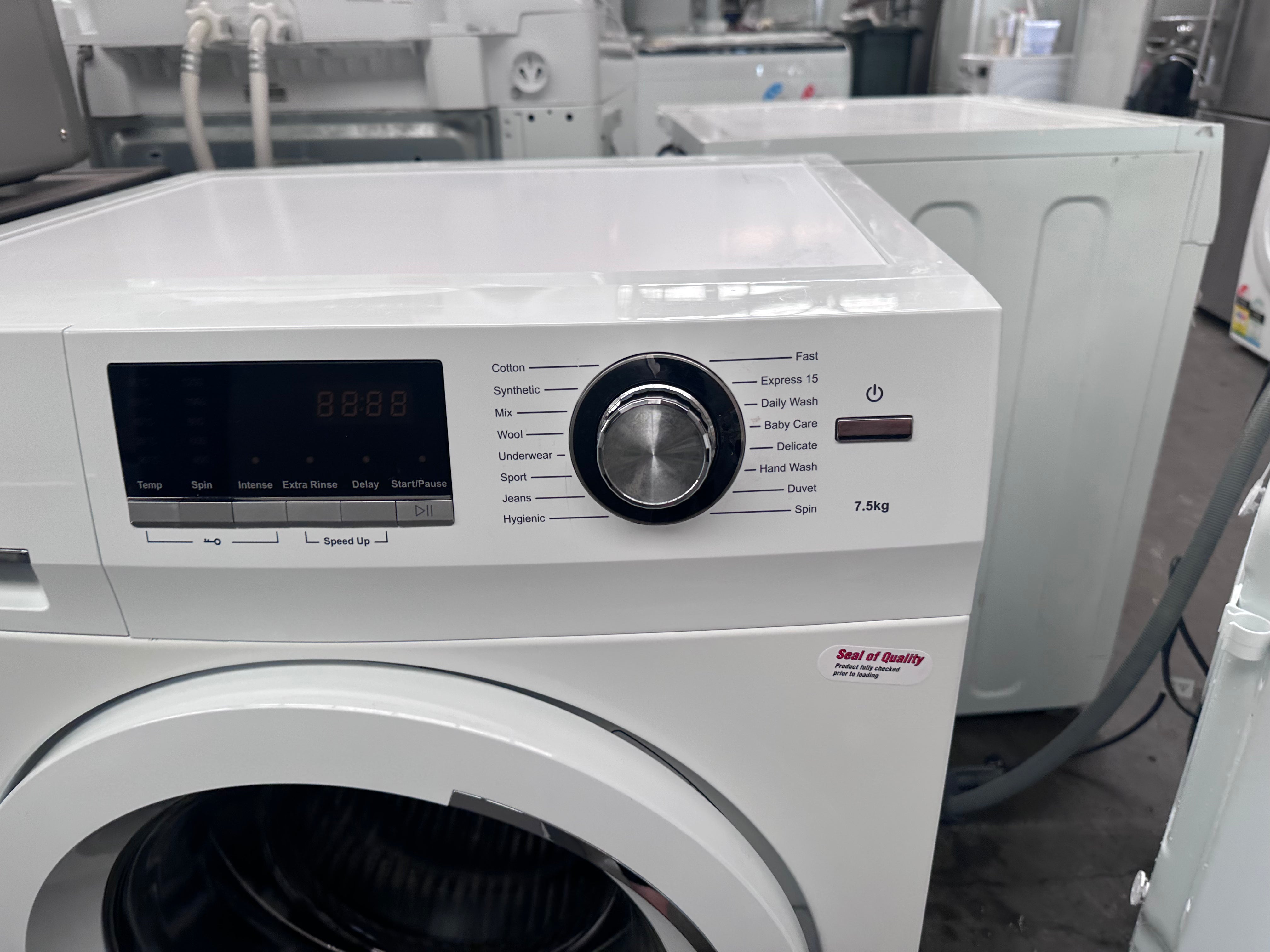 Haier 7.5kg Front Load Washing Machine [Certified Refurbished] - Perfect for Apartments, Small Homes & Laundry Rooms