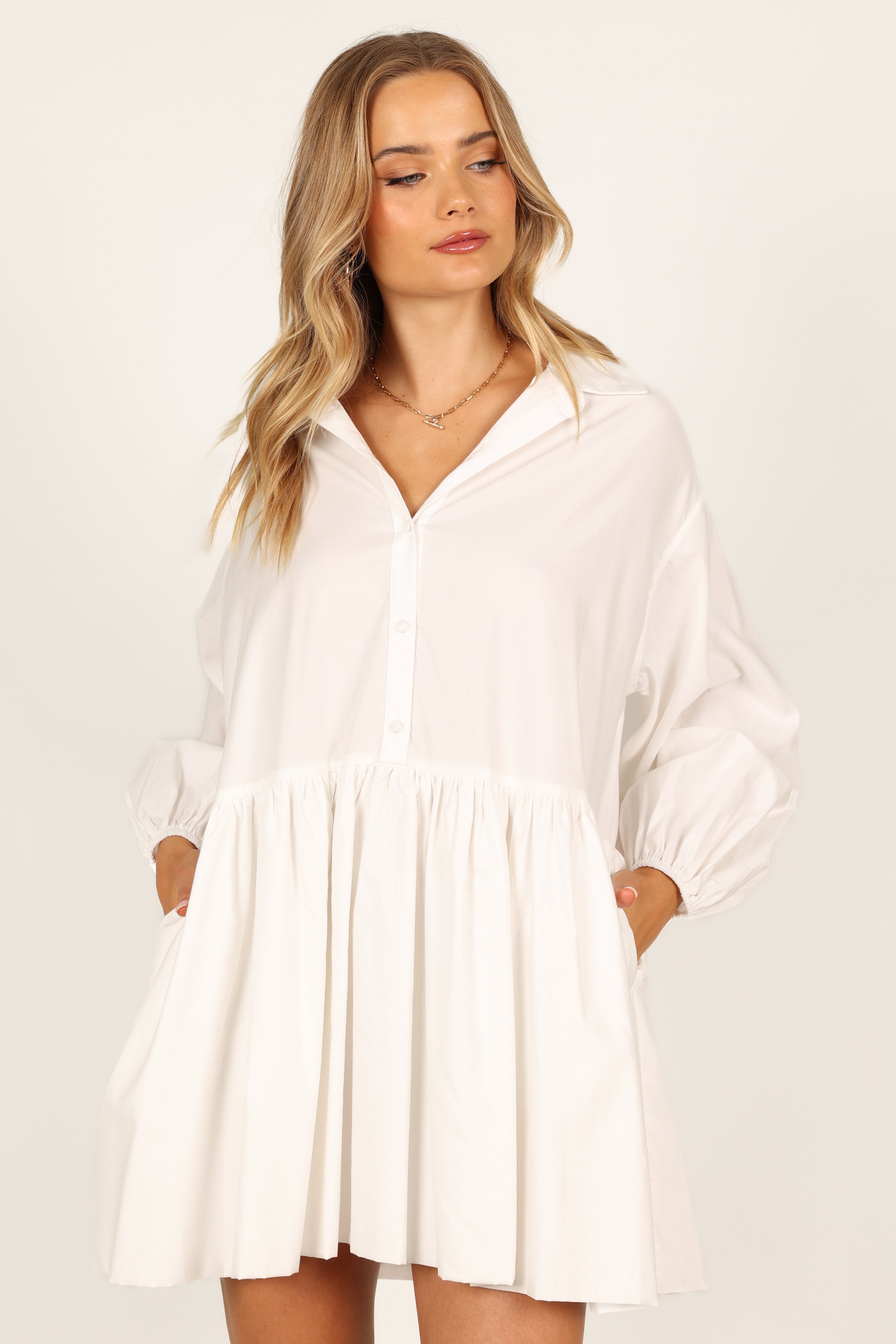 Stylish White Daisy Long Sleeve Mini Dress for Women - Perfect for Spring Outfits, Date Nights & Casual Wear