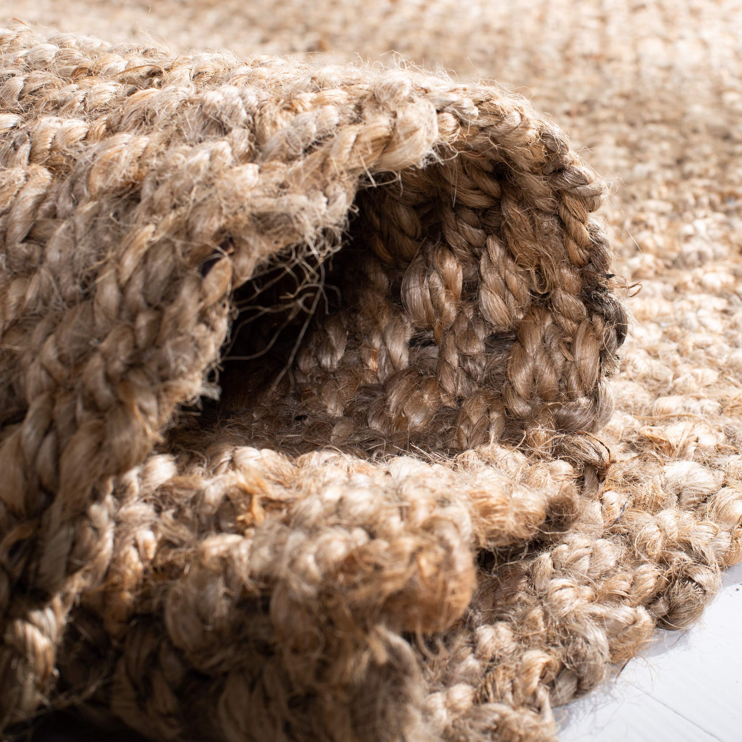 SAFAVIEH Natural Fiber Handmade Jute Area Rug 10' x 14' - Eco-Friendly Tassel Design for Living Room, Bedroom & High Traffic Areas | Durable Floor Covering for Home Decor (NF467A)