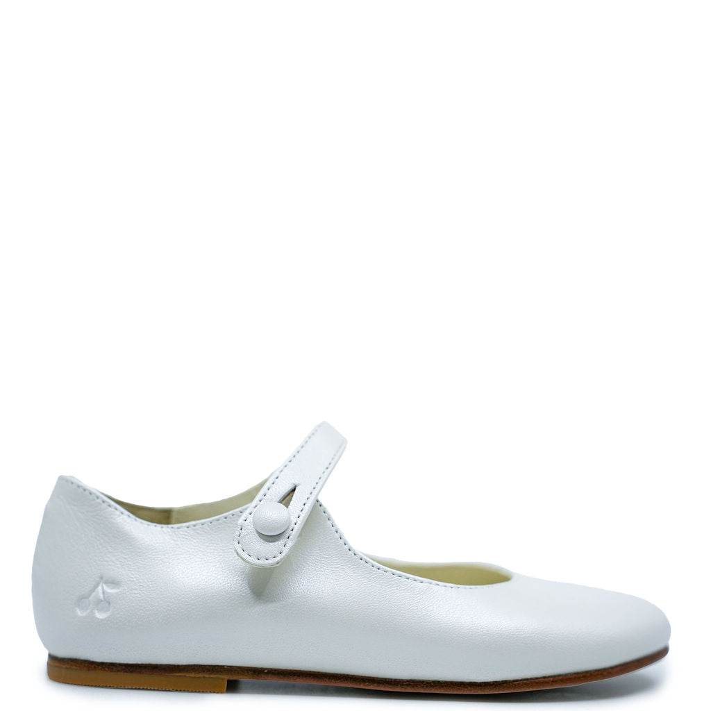 Bonpoint Ecru Cherry Ella Mary Jane Shoes for Girls - Classic Leather First Walkers with Bow Detail - Perfect for Special Occasions & Dressy Outfits