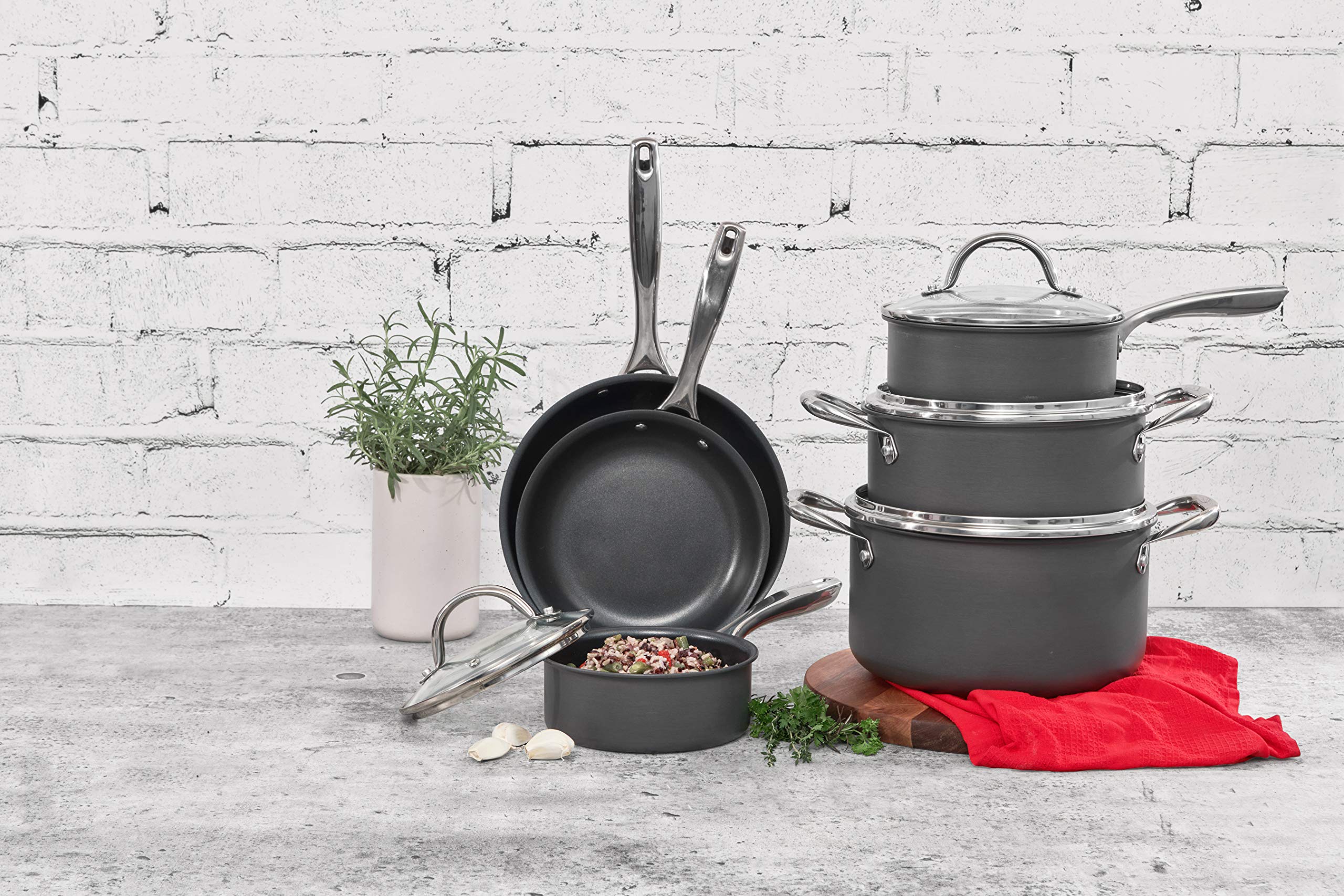 Cuisipro Easy Release Hard Anodized Stainless Steel Cookware Set - 10 Piece Nonstick Kitchen Pots and Pans for Professional Cooking & Home Chefs | Perfect for Sautéing, Frying, Baking and Everyday Meal Prep