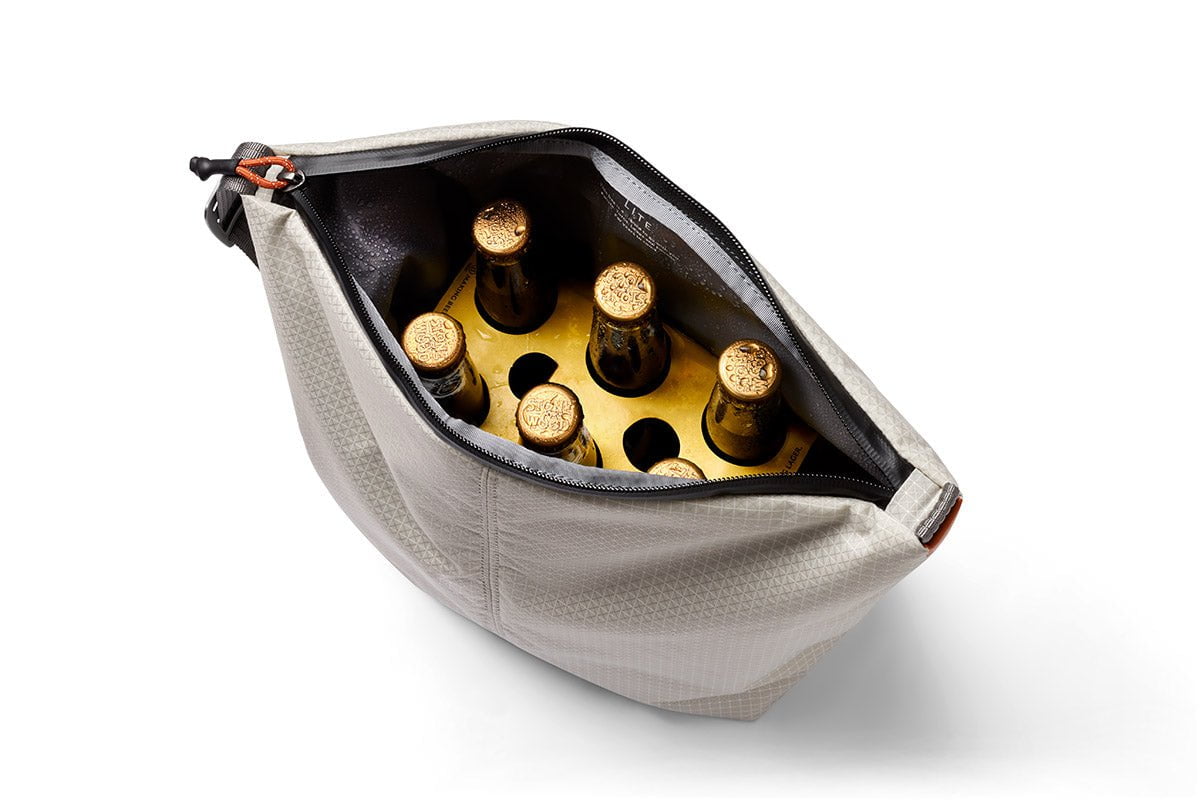 Bellroy Lite Cooler Caddy 10L - Insulated Cooler Bag for Picnics, Beach & Outdoor Adventures | Portable & Lightweight Cooler for Drinks & Snacks