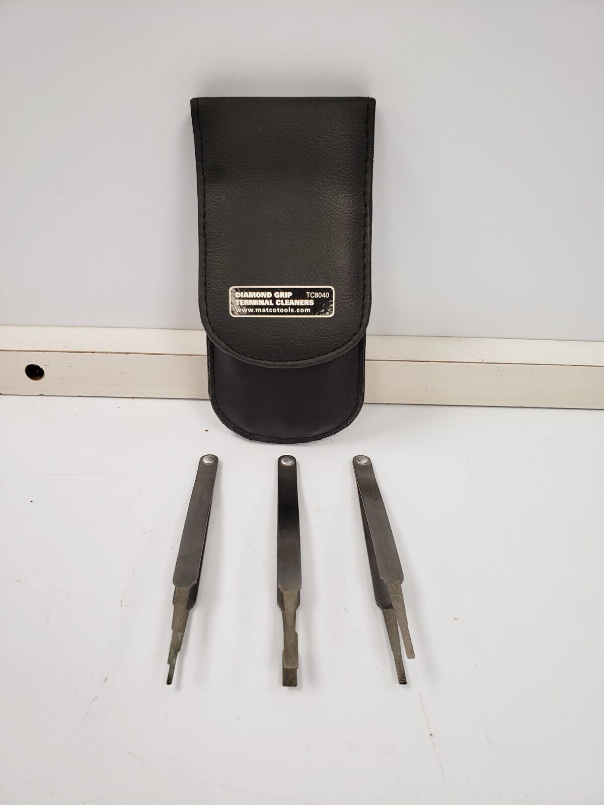 Matco TC8040 Terminal Cleaners - Professional Battery Terminal Cleaning Tool for Cars, Trucks & Marine - Perfect for Auto Repair Shops & DIY Mechanics