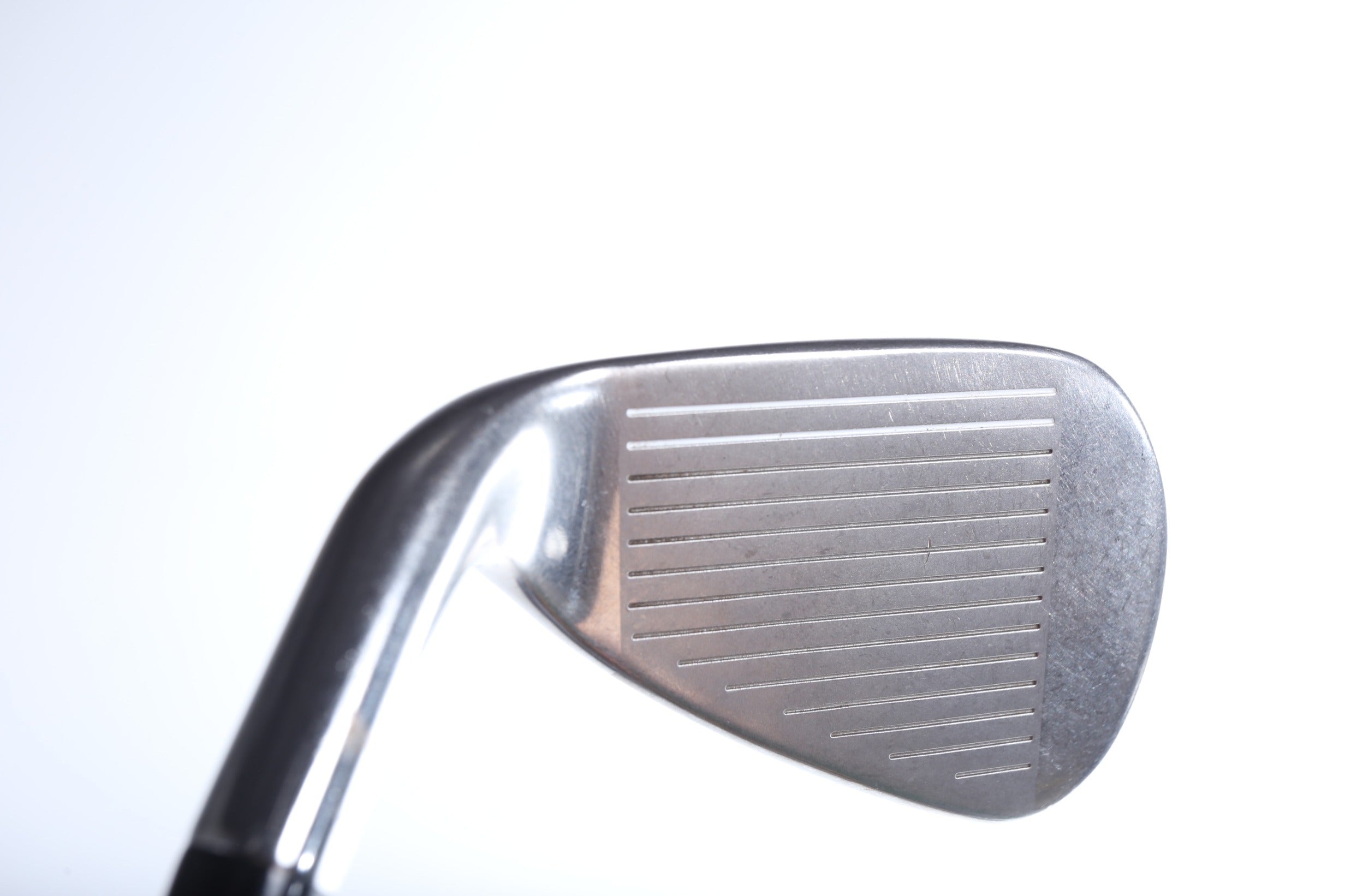 Used Callaway Mavrik 9 Iron Right Hand Golf Club - Regular Plus Flex for Men | Perfect for Driving Range Practice & Course Play