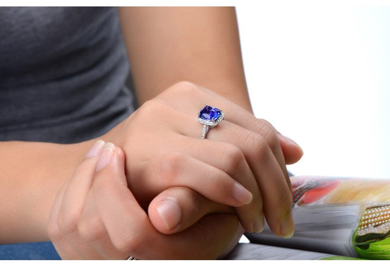 1.50 Carat Antique Cushion Cut Sapphire & Moissanite Diamond Halo Engagement Ring in 14K White Gold - Vintage Inspired Bridal Jewelry for Proposals & Weddings