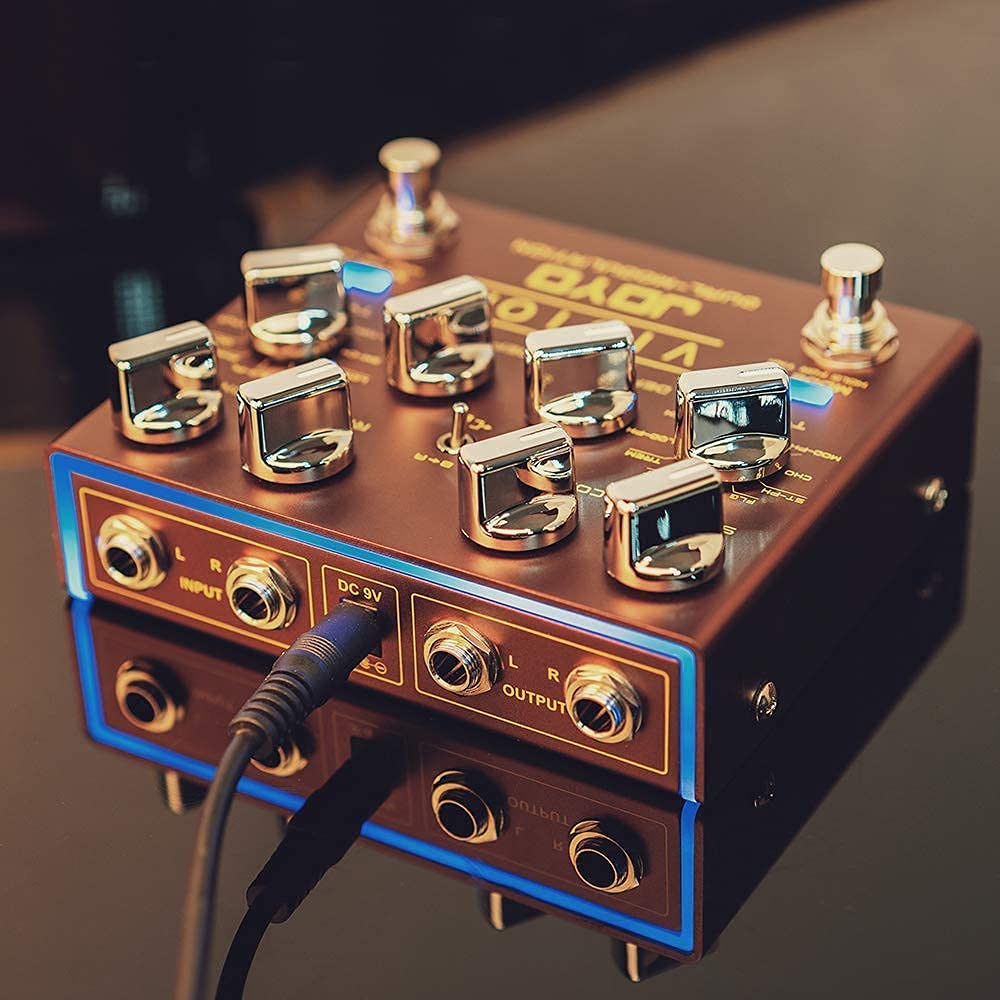 JOYO R-09 Dual Channel Modulation Multi Effects Guitar Pedal Bundle with 9V DC Power Supply (800mA-1A) - Perfect for Live Performances, Studio Recording & Guitar Effects Processing