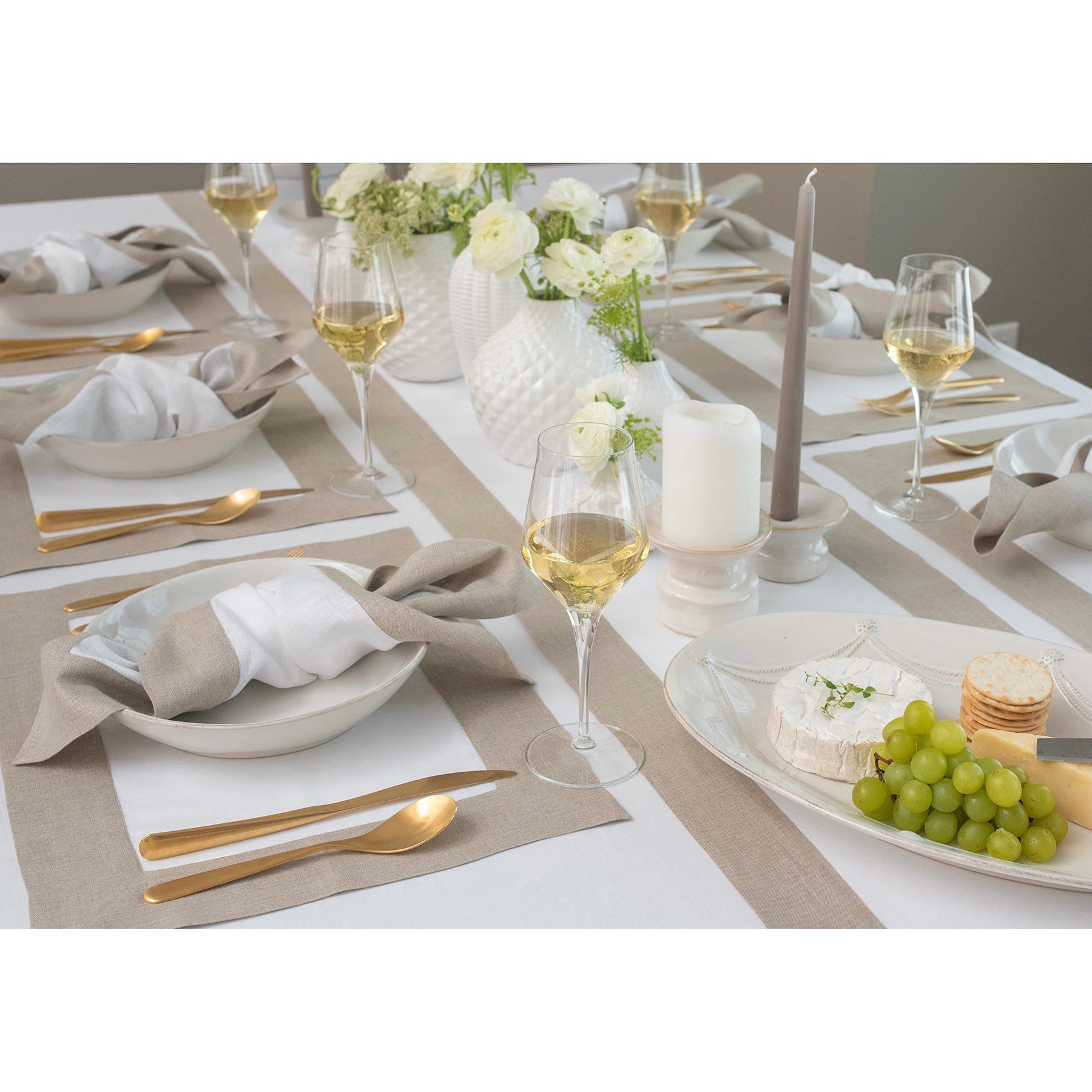 Elegant Contempo Napkins - Set of 4 Premium Cotton Dinner Napkins for Formal Dining, Parties & Special Occasions