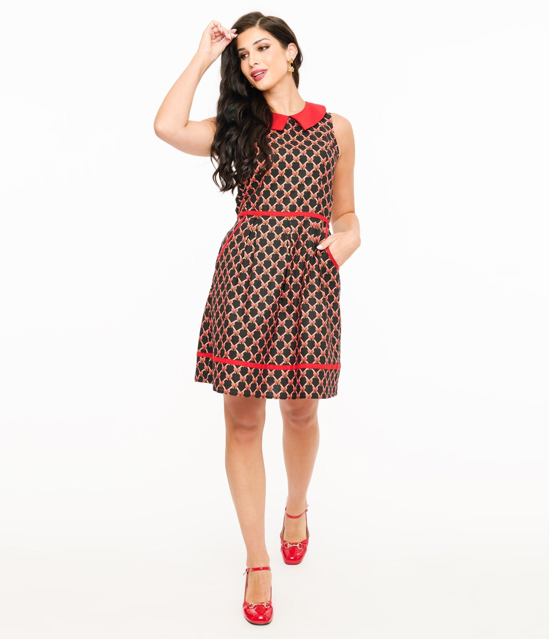 Vintage 1950s Black and Red Bow Cotton Fit & Flare Dress - Retro Swing Dress for Women, Perfect for Cocktail Parties, Dances & Themed Events