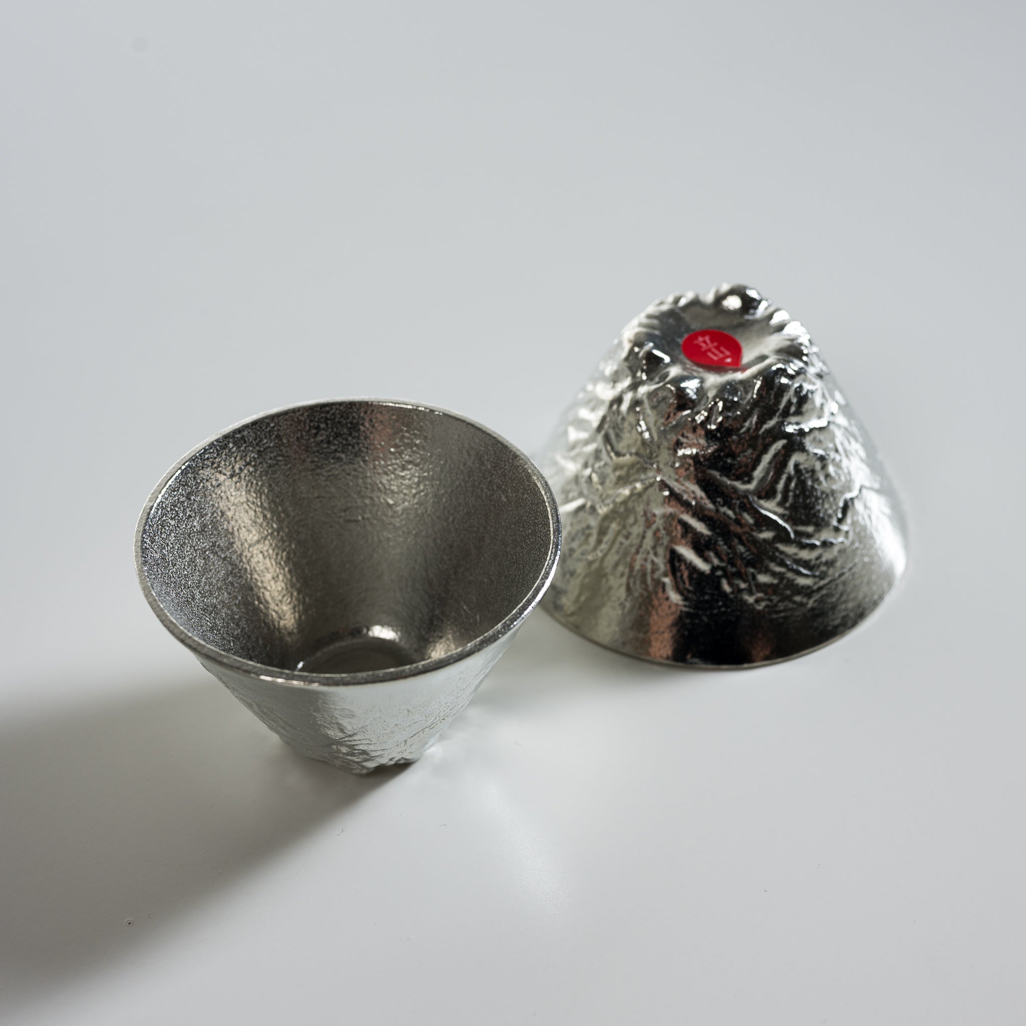 NOUSAKU Tateyama Mountain Pair Sake Cup Set - Traditional Japanese Handcrafted Sake Cups for Couples - Perfect for Romantic Dinners, Wedding Gifts & Japanese Culture Enthusiasts