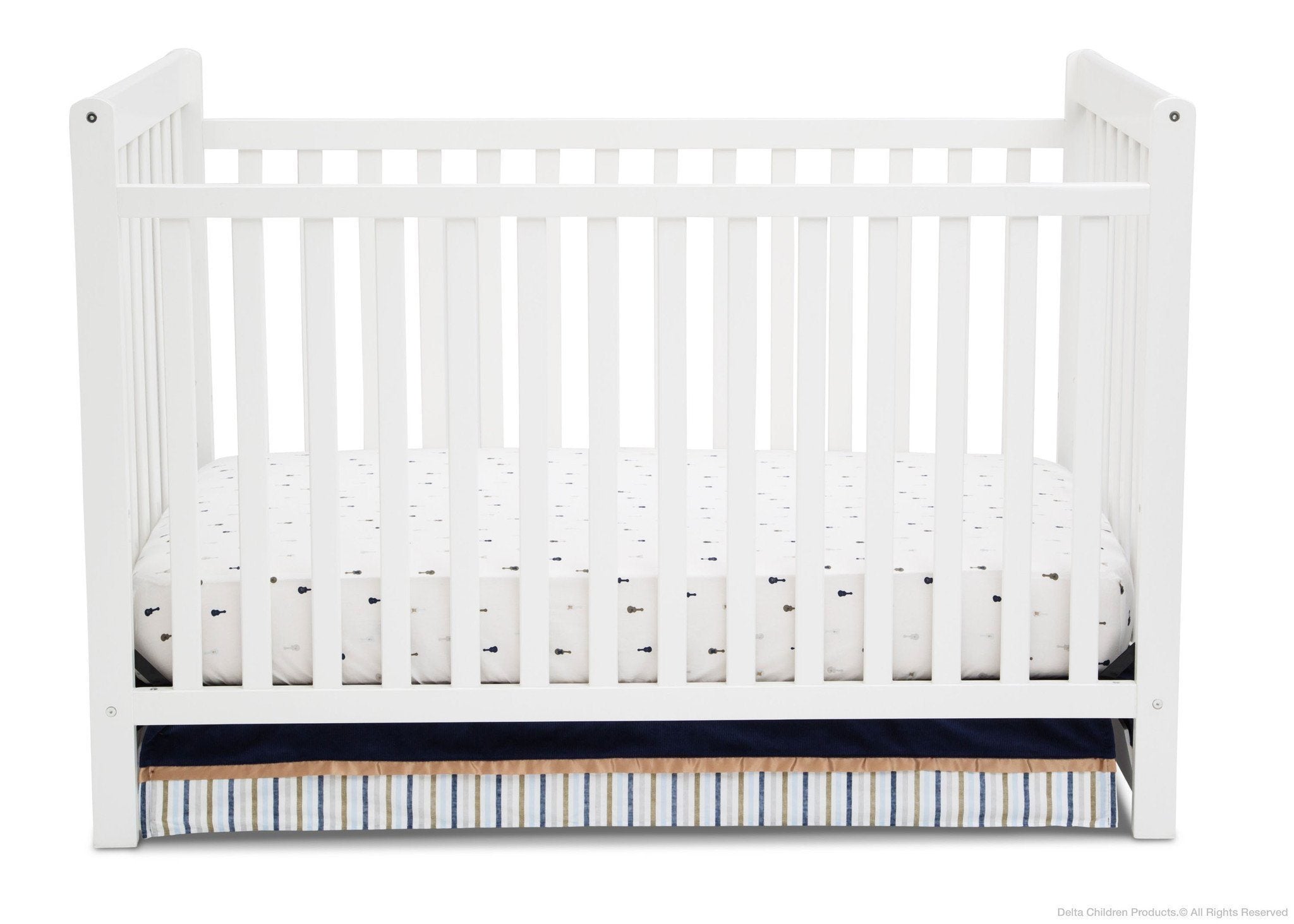 3-in-1 Convertible Baby Crib with Adjustable Height - Toddler Bed & Daybed - Perfect for Nursery, Bedroom & Small Spaces