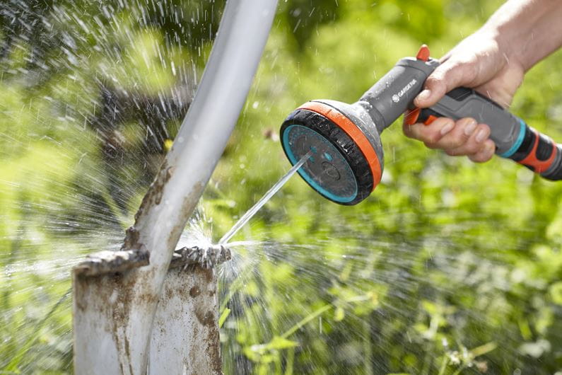 Gardena Comfort Multi Sprayer - Adjustable Nozzle Garden Hose Sprayer for Watering Plants, Washing Cars & Outdoor Cleaning | Perfect for Lawns, Gardens & Patios
