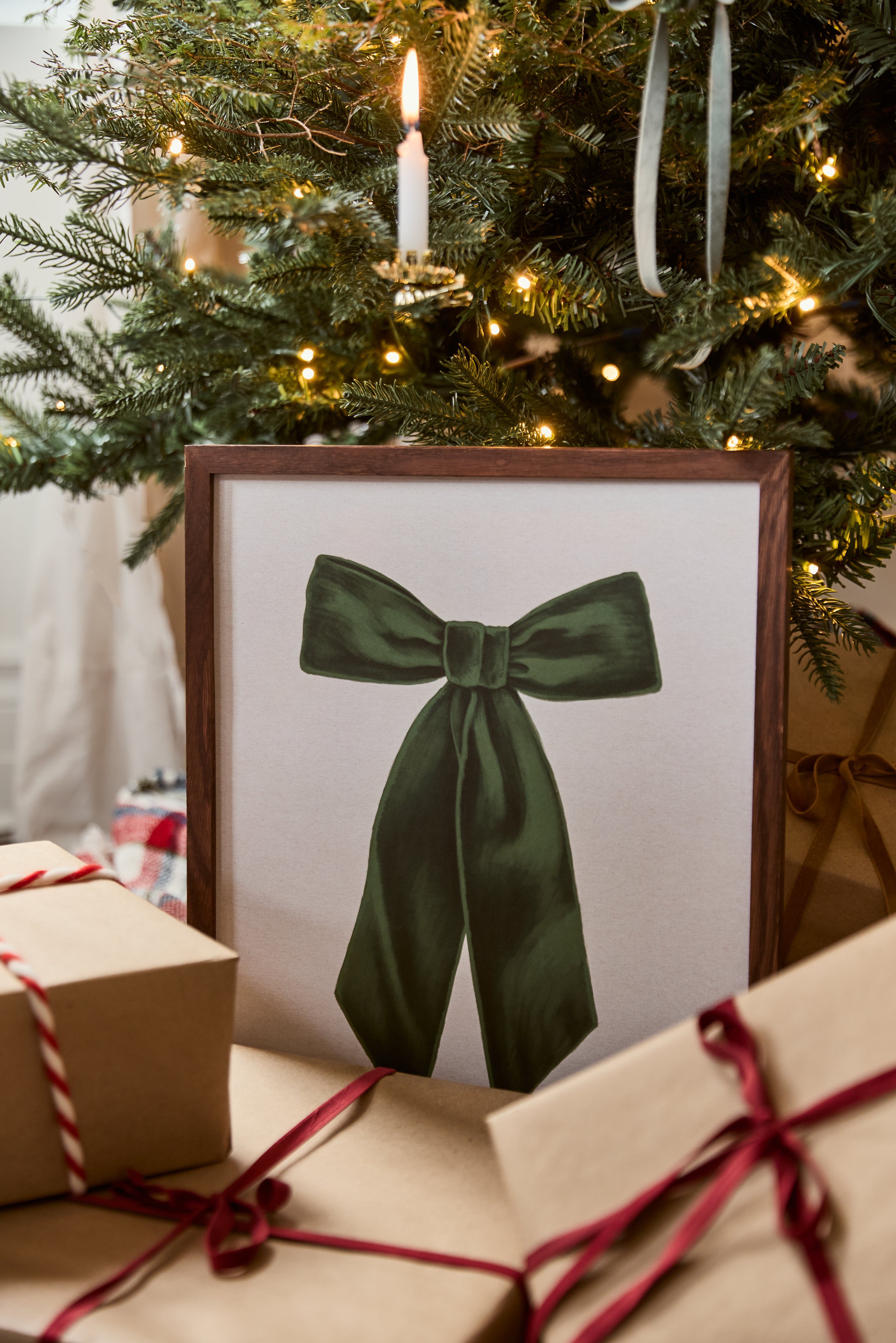 Emerald Green Bow Decor Poster - Elegant Home & Office Wall Art for Holidays, Parties & Gifts