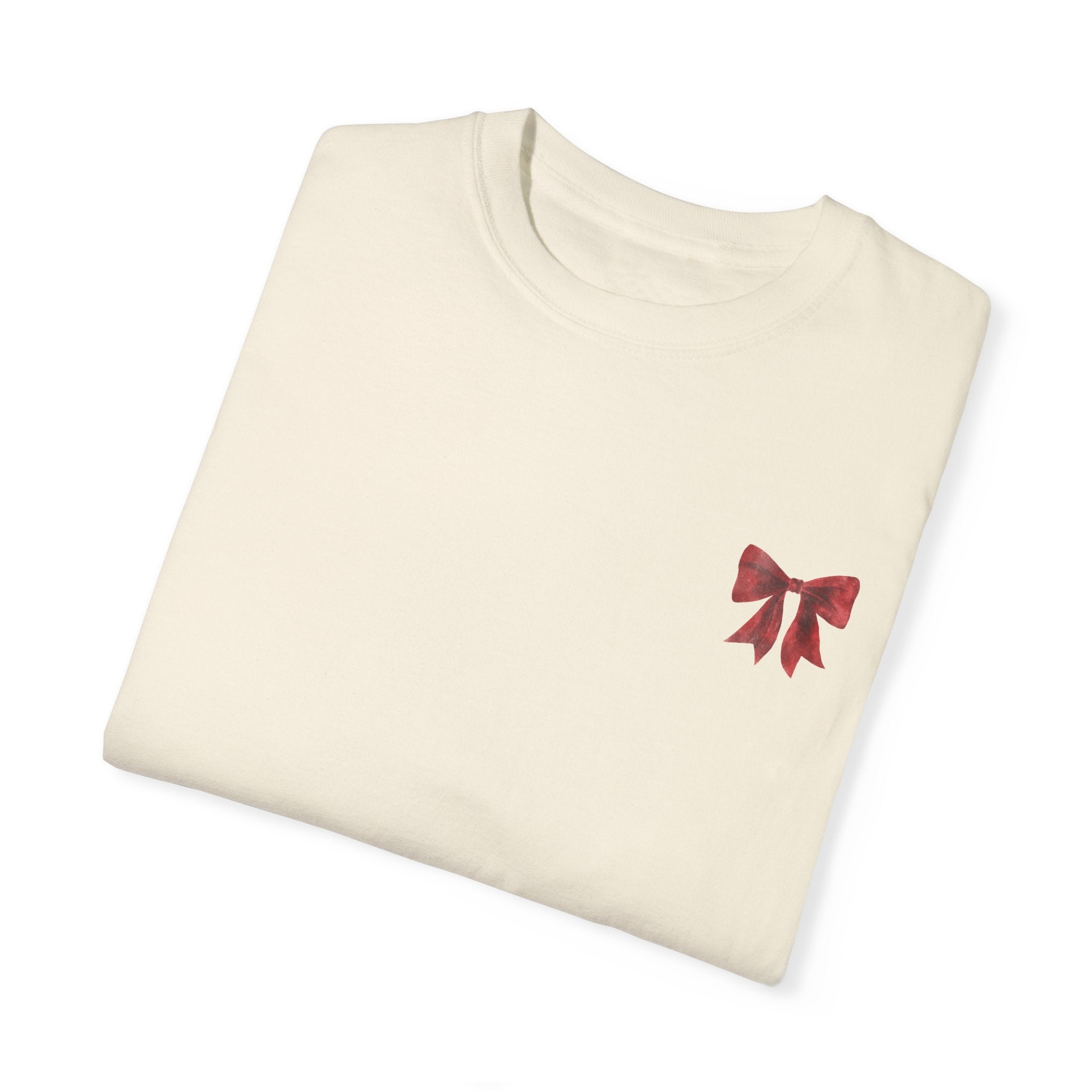 Pretty Girls Love Vamps T-Shirt - Trendy Vampire Graphic Tee for Women - Perfect for Halloween, Goth Fashion & Night Out