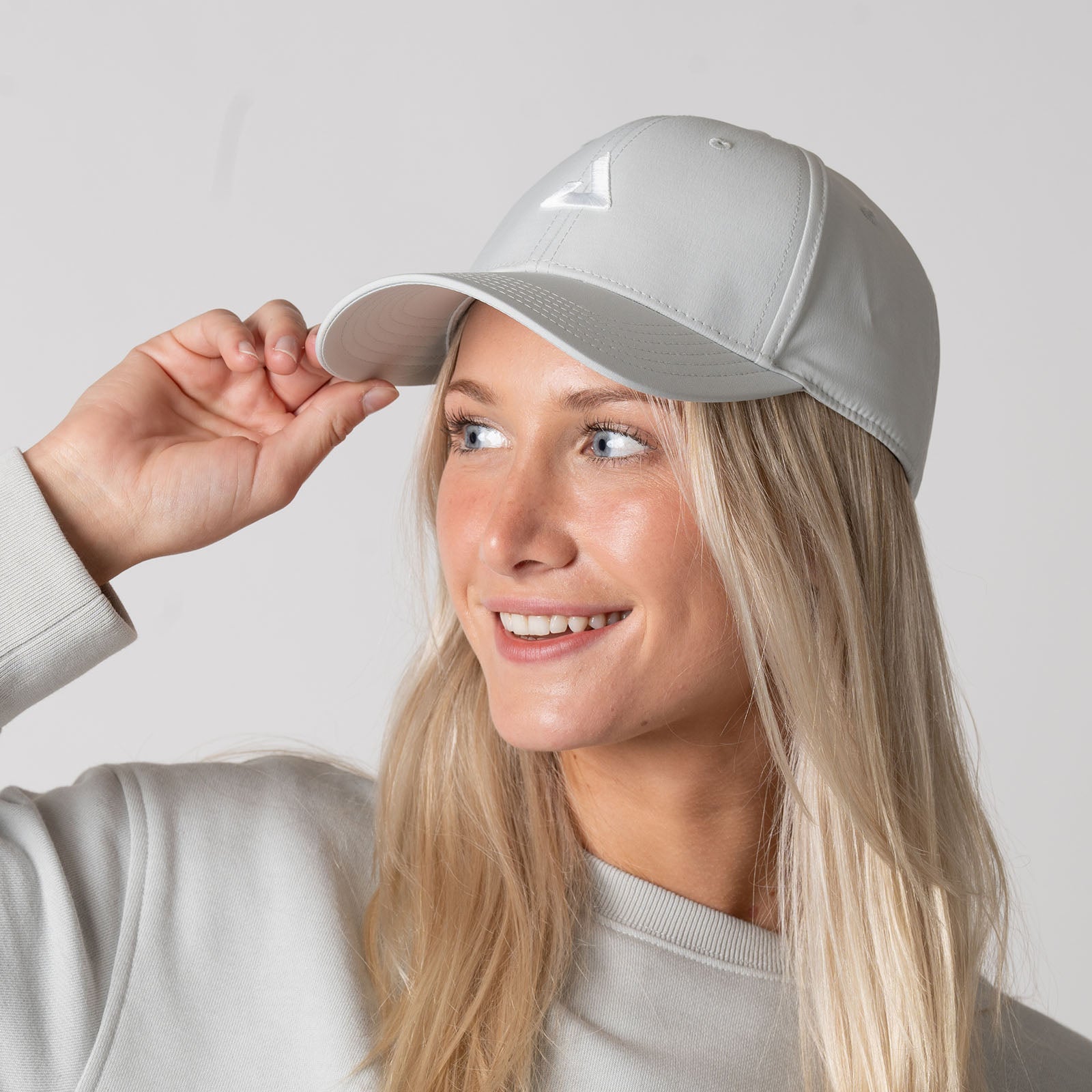 JOOLA Essential Cap - Lightweight & Breathable Baseball Hat for Men & Women - Perfect for Running, Hiking, and Outdoor Sports
