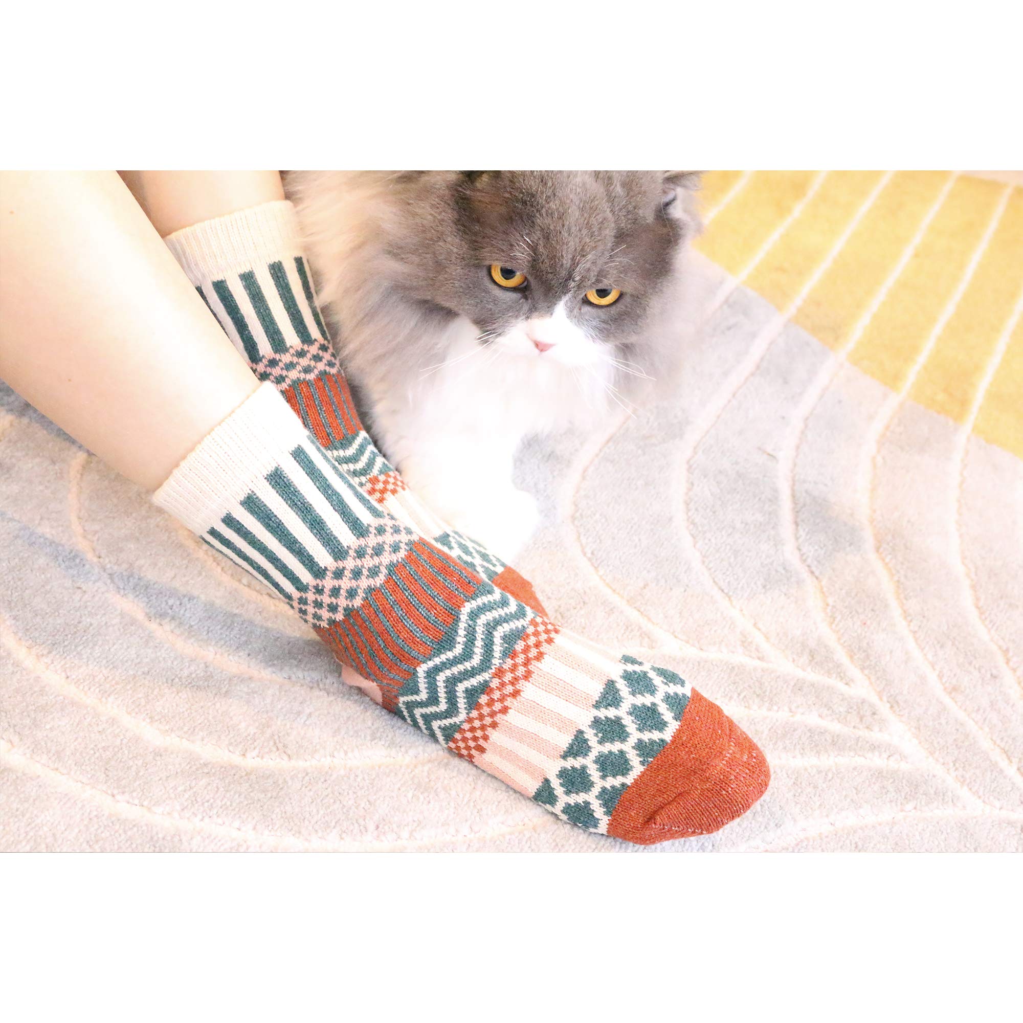 Vintage Knit Winter Socks for Women - 5 Pack Warm Fuzzy Crew Socks - Cozy Cabin & Gift Idea