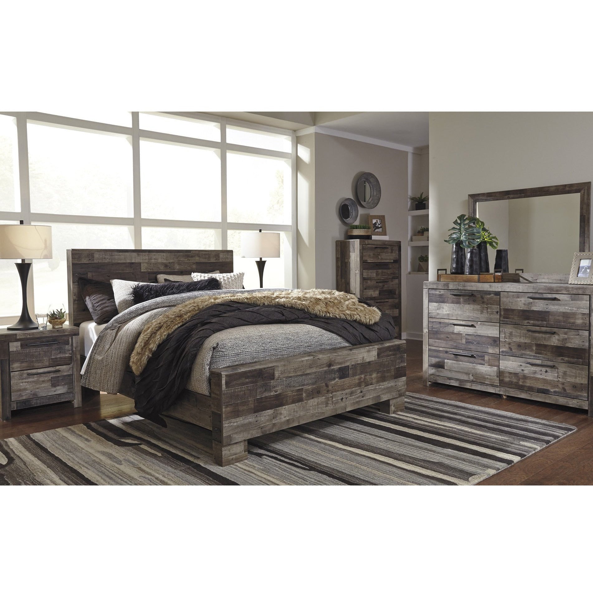 Derekson Panel Bed Frame - Queen Size Wooden Platform Bed with Headboard & Footboard - Sturdy & Modern Bedroom Furniture for Home Decor